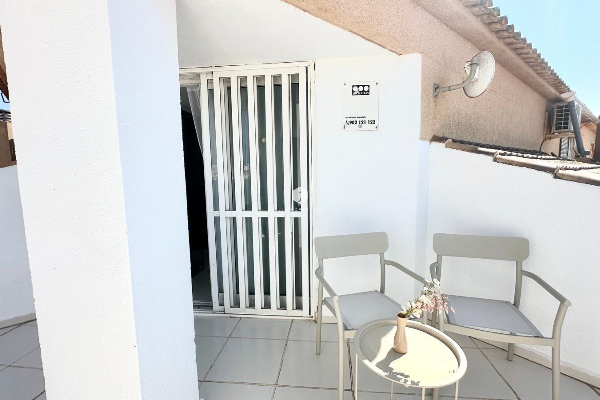 Z drugiej ręki - Mieszkanie w bloku -
Torrevieja - Centro