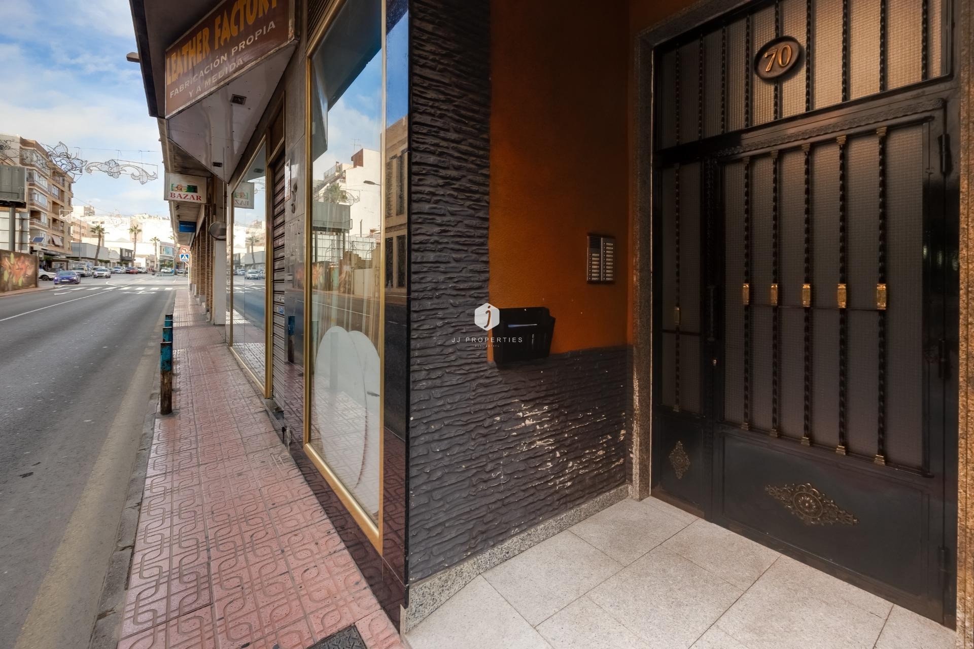 Z drugiej ręki - Mieszkanie w bloku -
Torrevieja - Centro