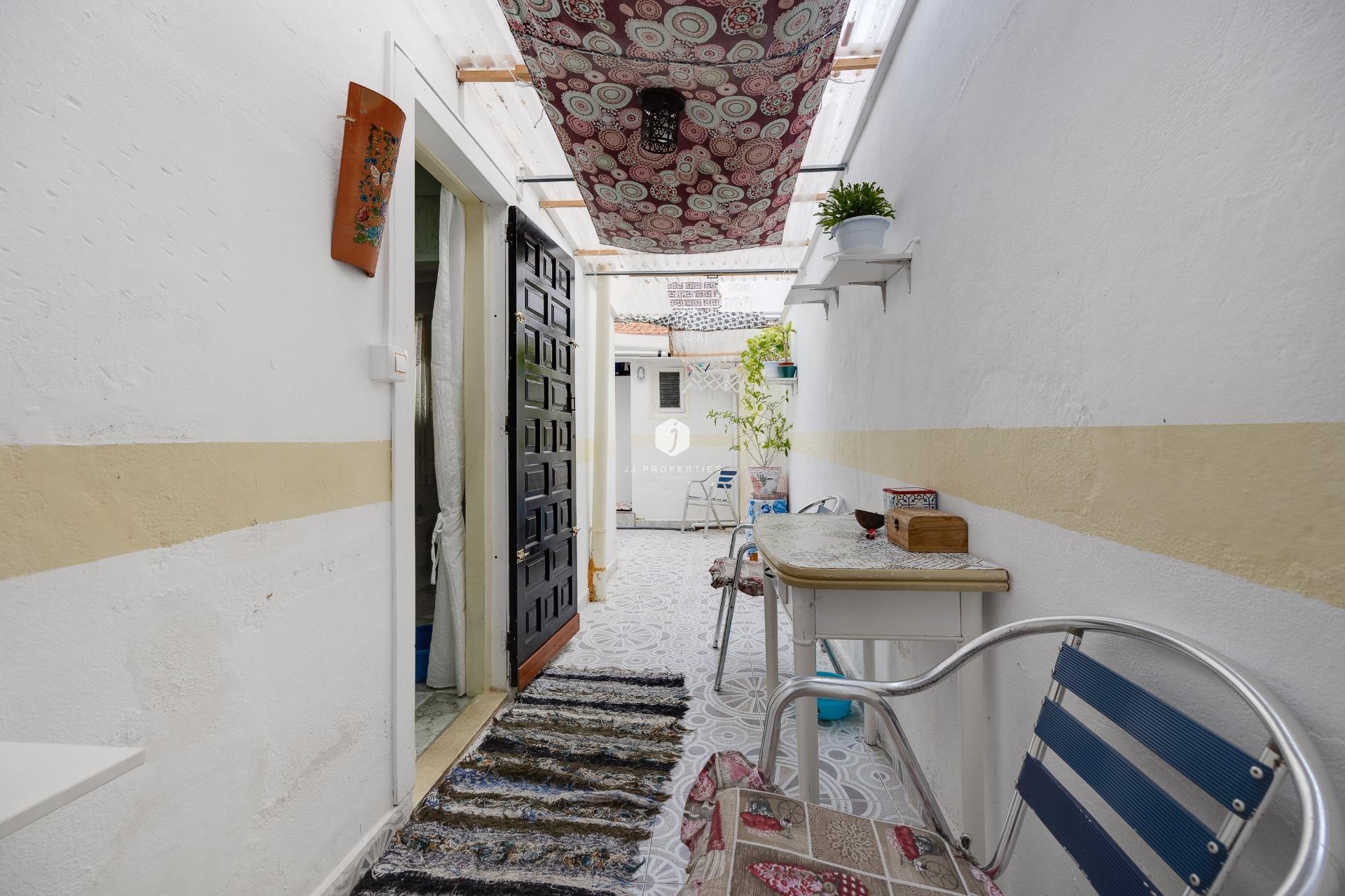 Z drugiej ręki - Mieszkanie w bloku -
Torrevieja - Centro