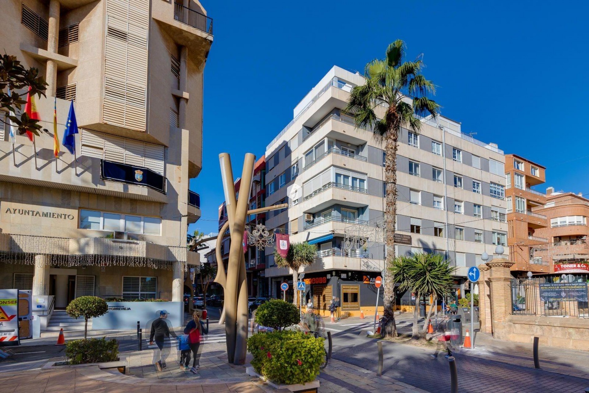 Z drugiej ręki - Mieszkanie w bloku -
Torrevieja - Centro