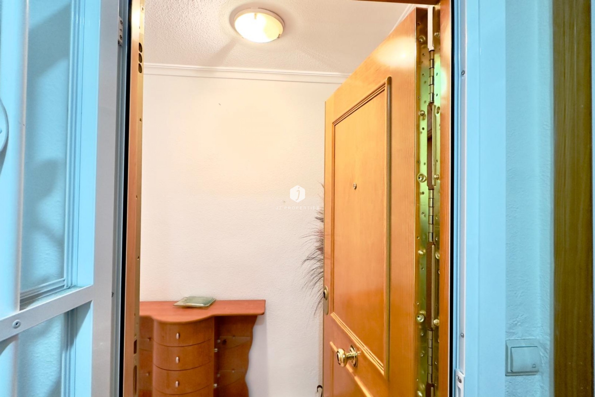 Z drugiej ręki - Mieszkanie w bloku -
Torrevieja - Centro