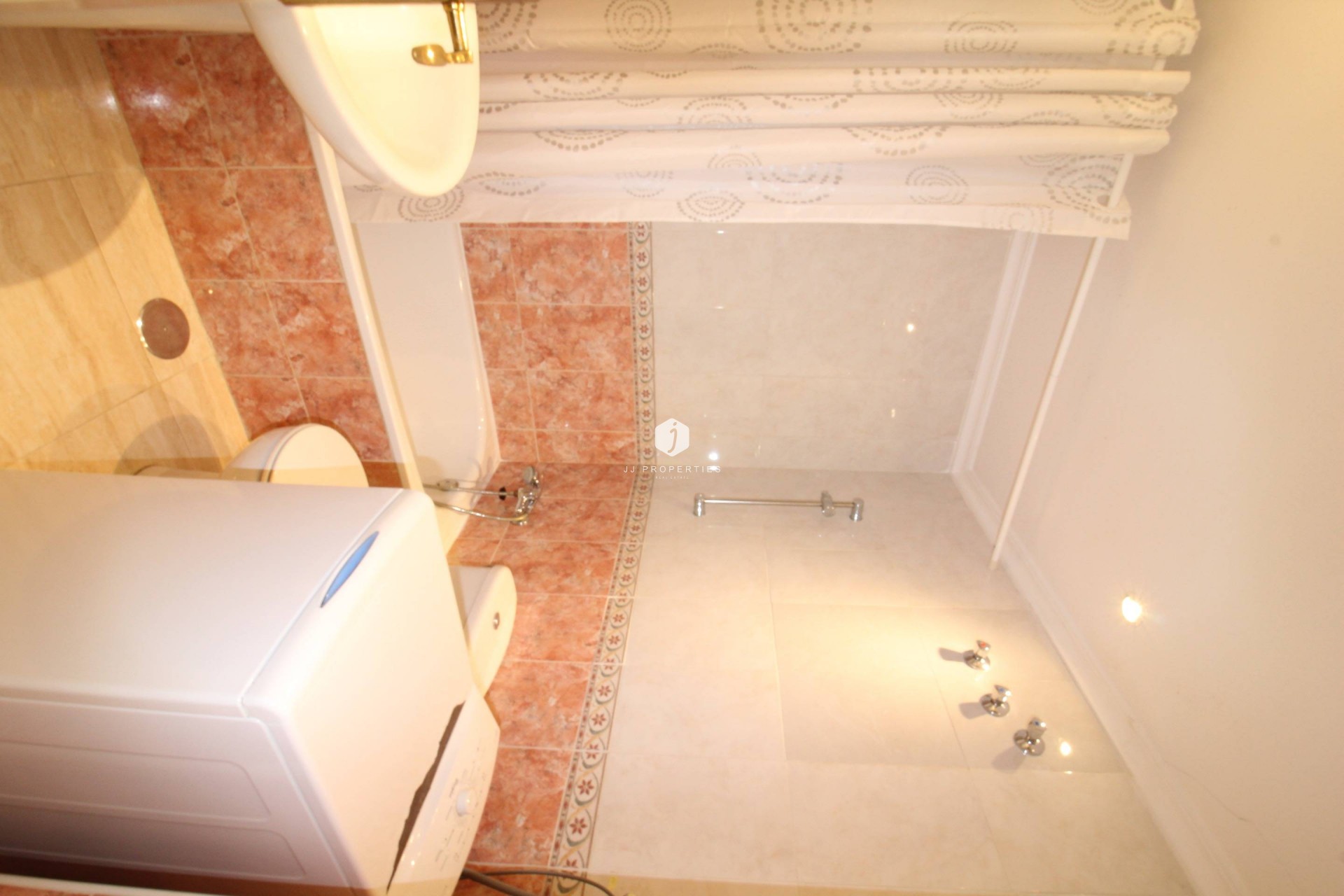 Z drugiej ręki - Mieszkanie w bloku -
Torrevieja - Centro