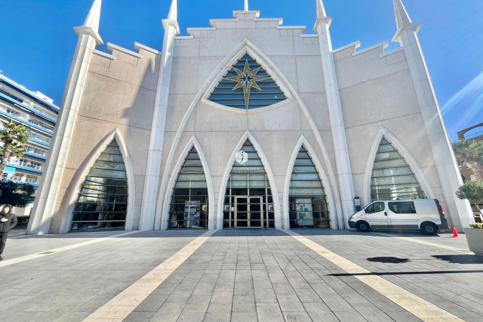 Z drugiej ręki - Mieszkanie w bloku -
Torrevieja - Centro