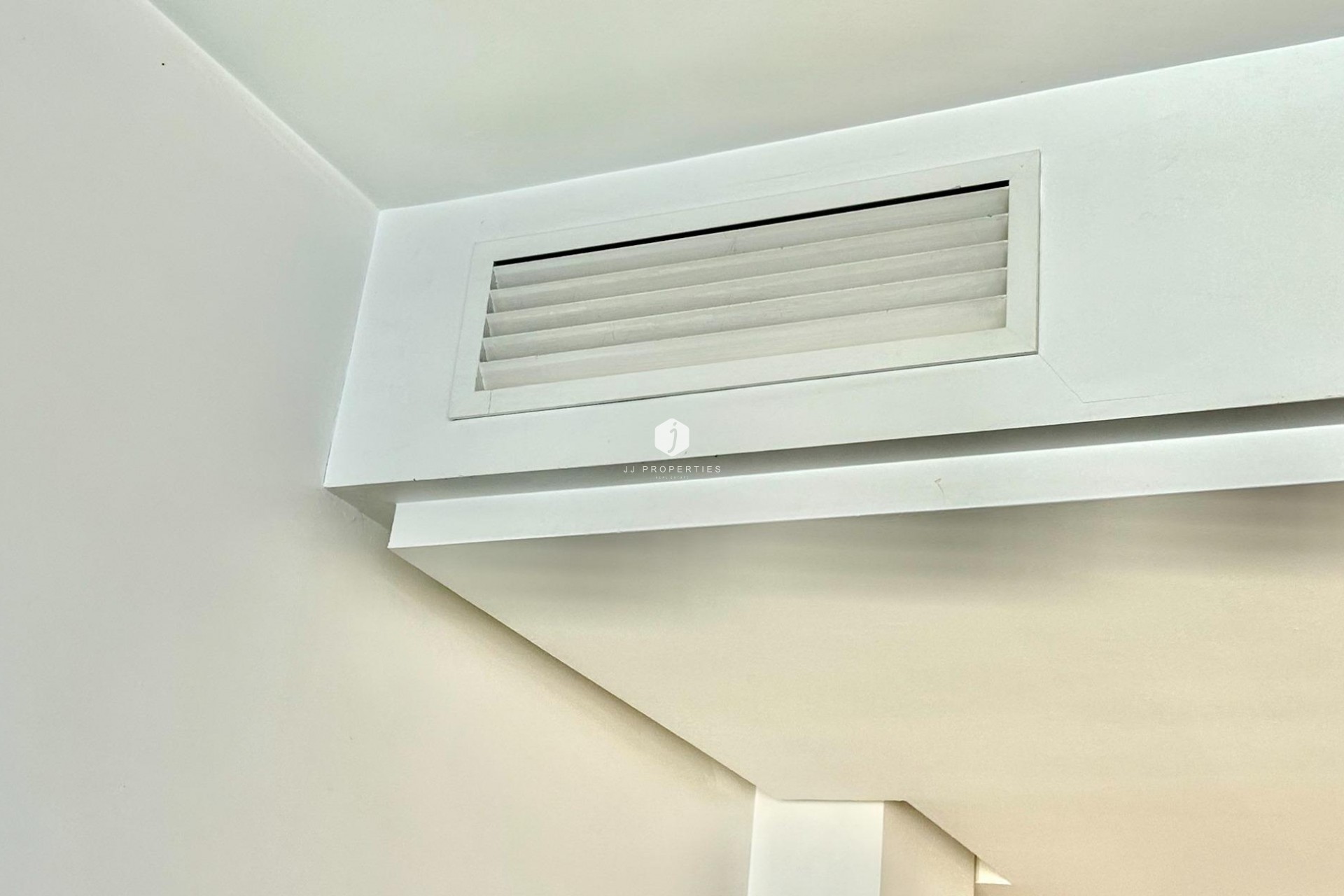 Z drugiej ręki - Mieszkanie w bloku -
Torrevieja - Centro