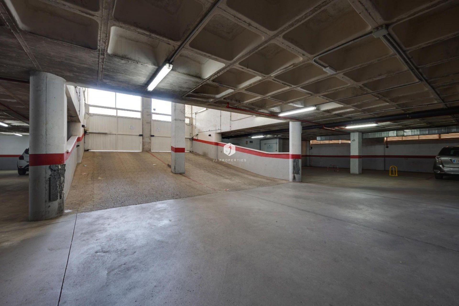 Z drugiej ręki - Mieszkanie w bloku -
Torrevieja - Centro