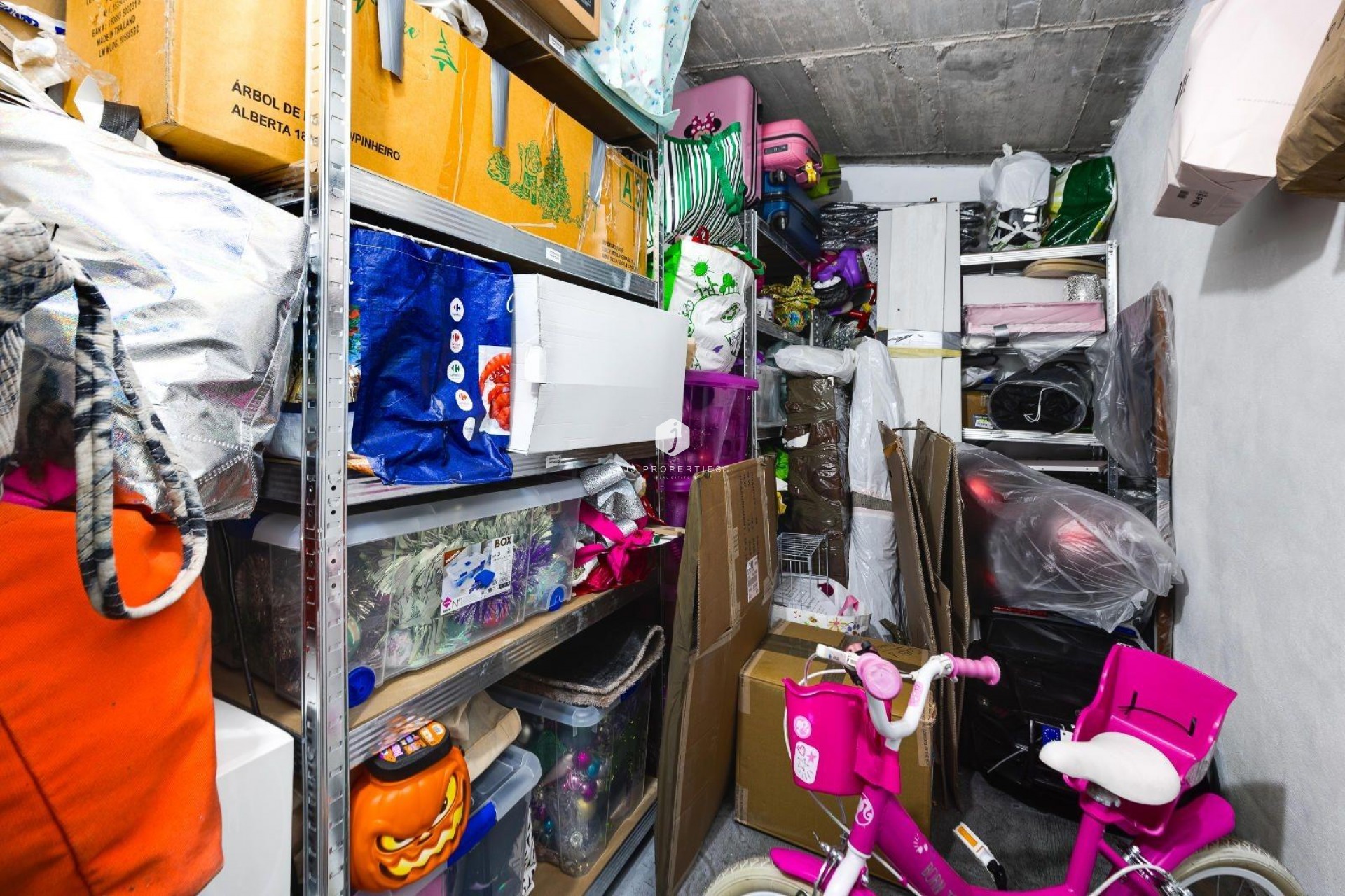 Z drugiej ręki - Mieszkanie w bloku -
Torrevieja - Centro