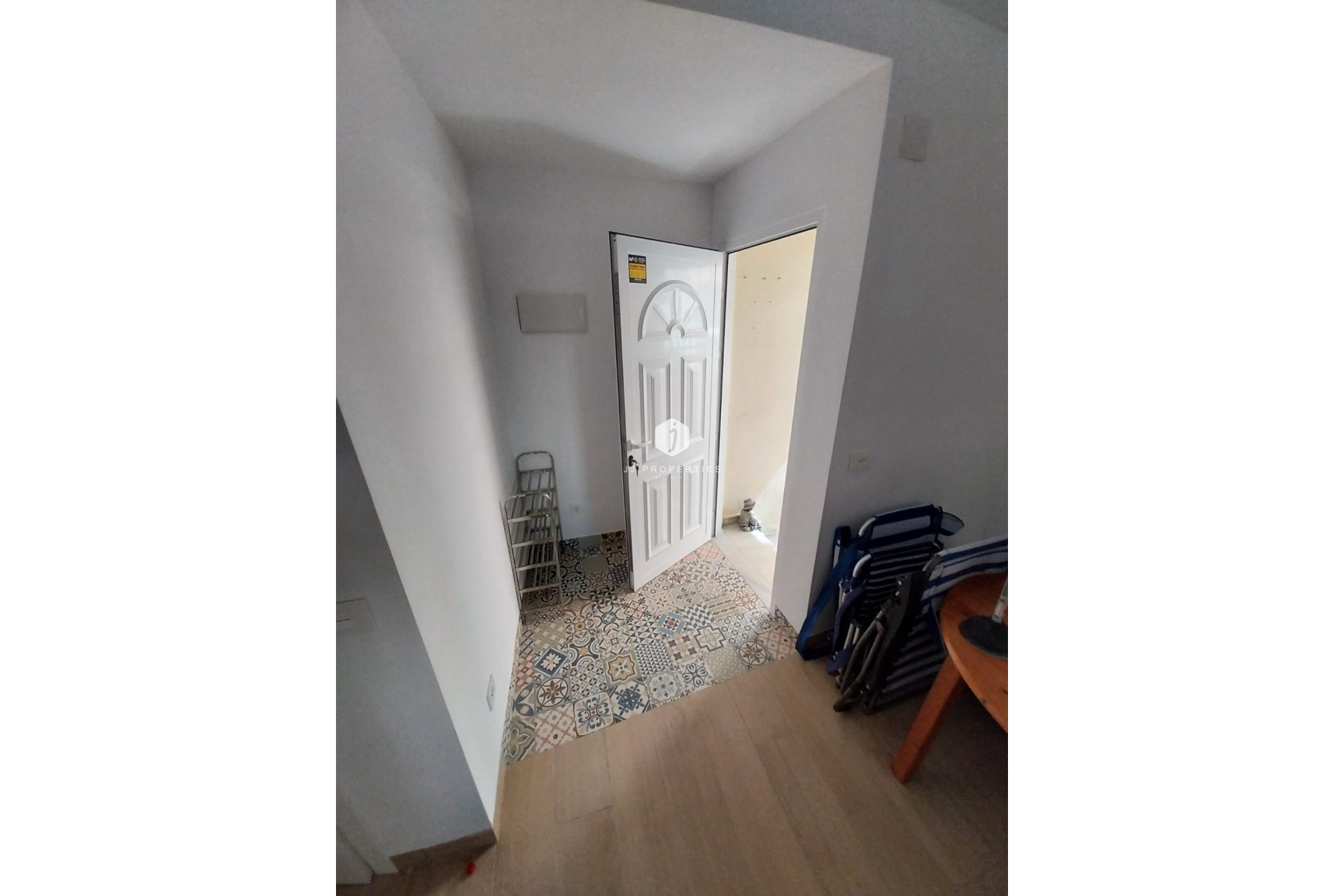 Z drugiej ręki - Mieszkanie w bloku -
Torrevieja - Centro