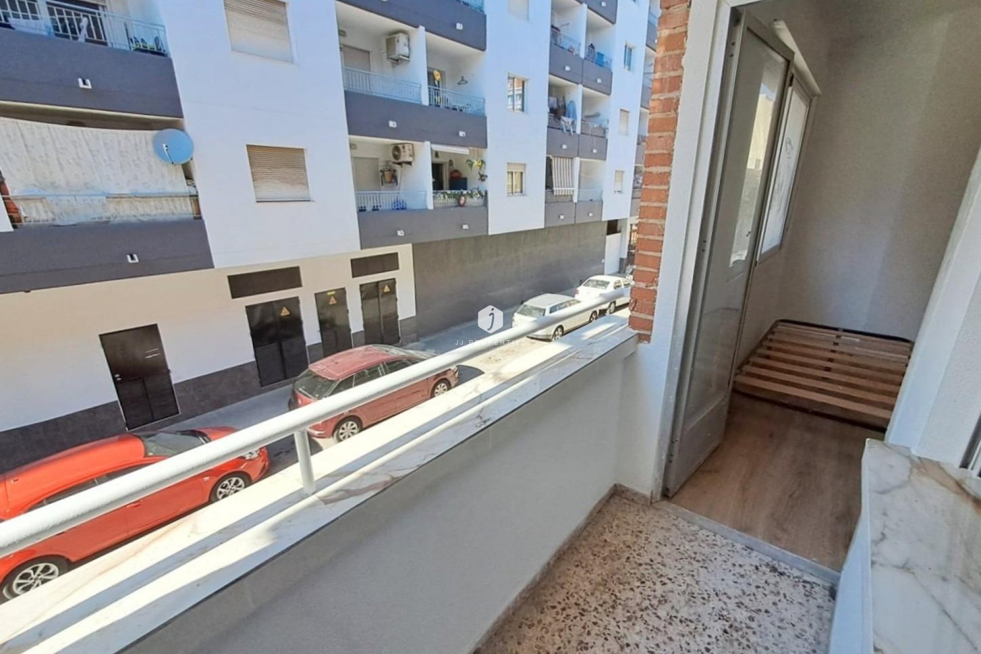 Z drugiej ręki - Mieszkanie w bloku -
Torrevieja - Centro