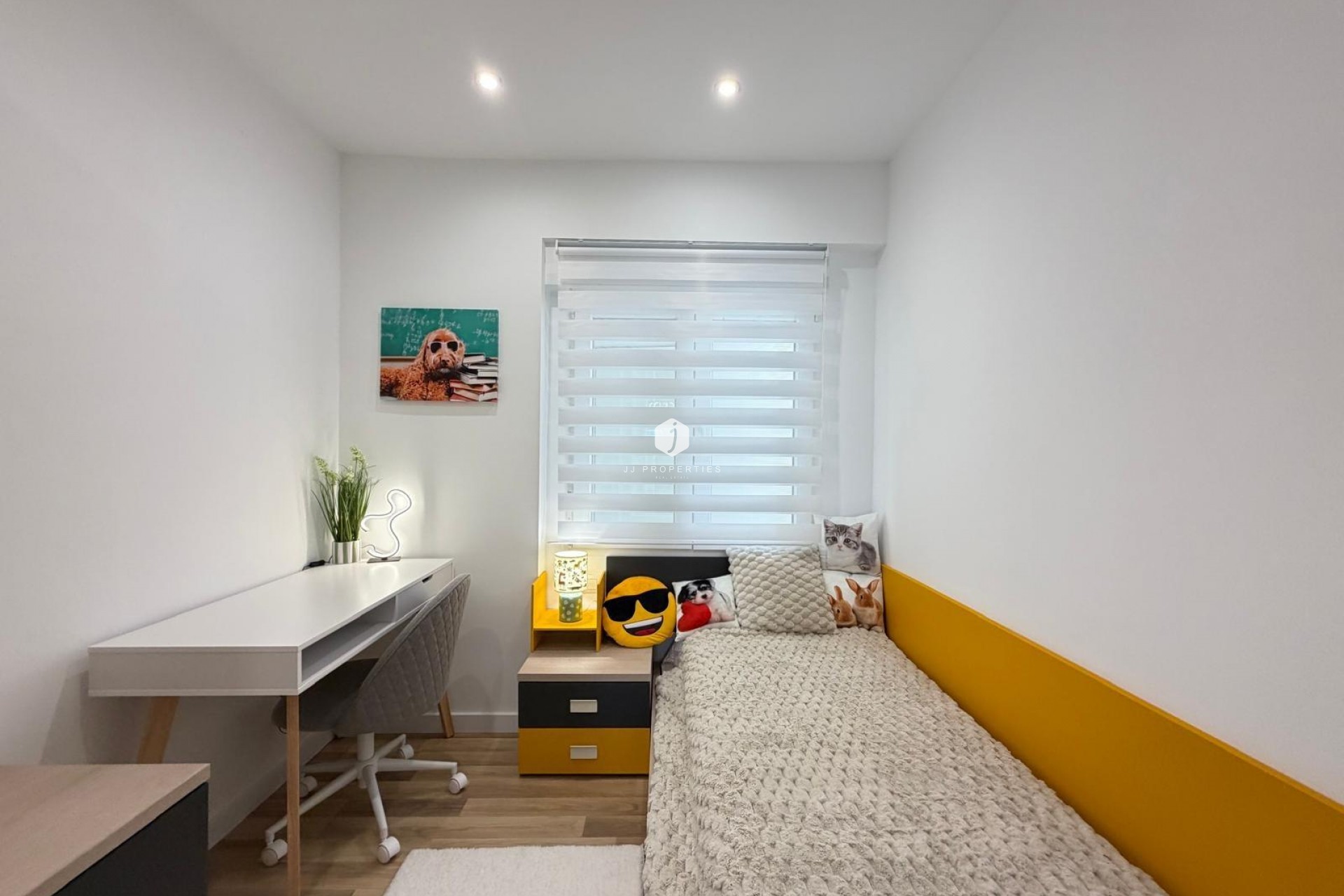 Z drugiej ręki - Mieszkanie w bloku -
Torrevieja - Centro