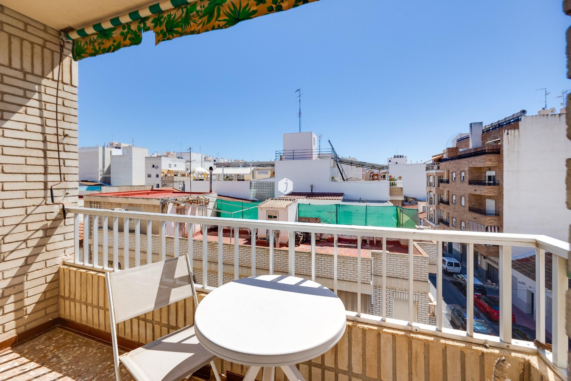 Z drugiej ręki - Mieszkanie w bloku -
Torrevieja - Centro