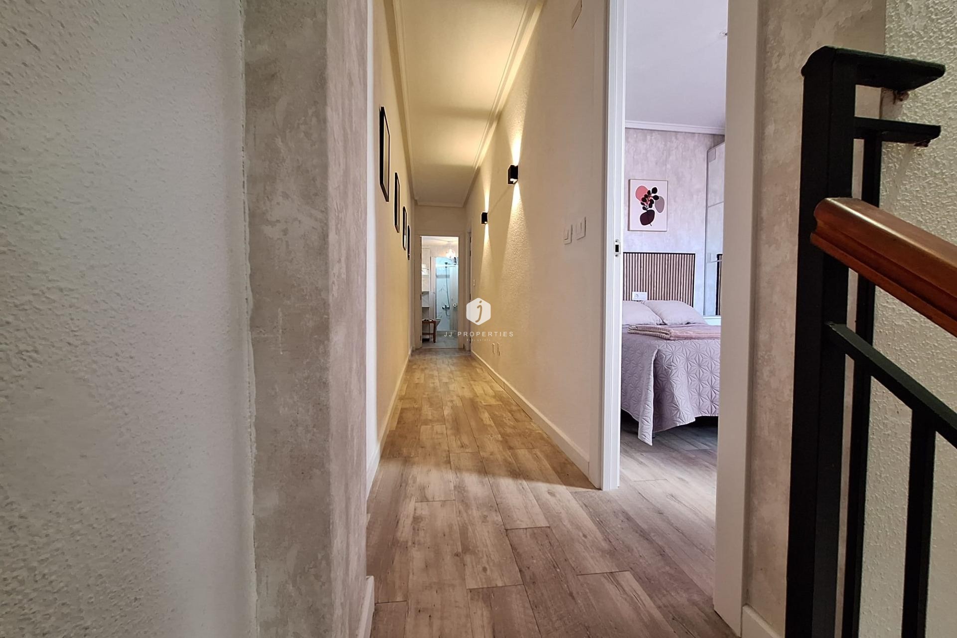 Z drugiej ręki - Mieszkanie w bloku -
Torrevieja - Centro