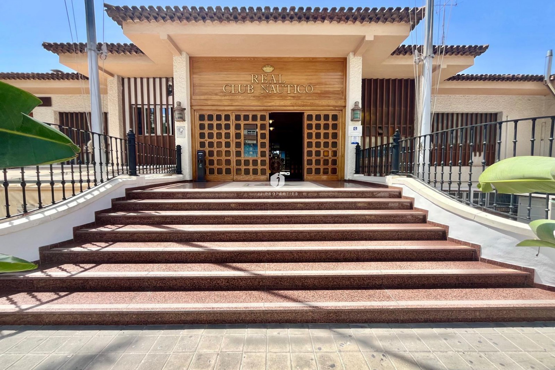 Z drugiej ręki - Mieszkanie w bloku -
Torrevieja - Centro