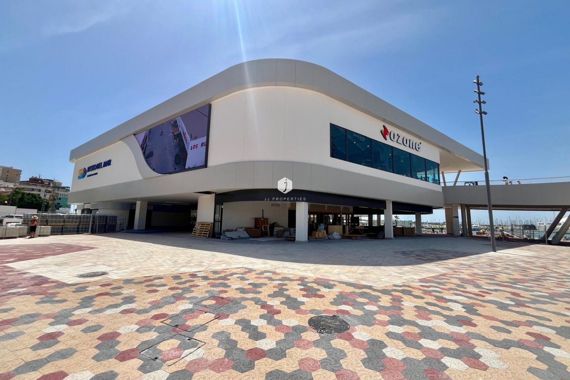 Z drugiej ręki - Mieszkanie w bloku -
Torrevieja - Centro