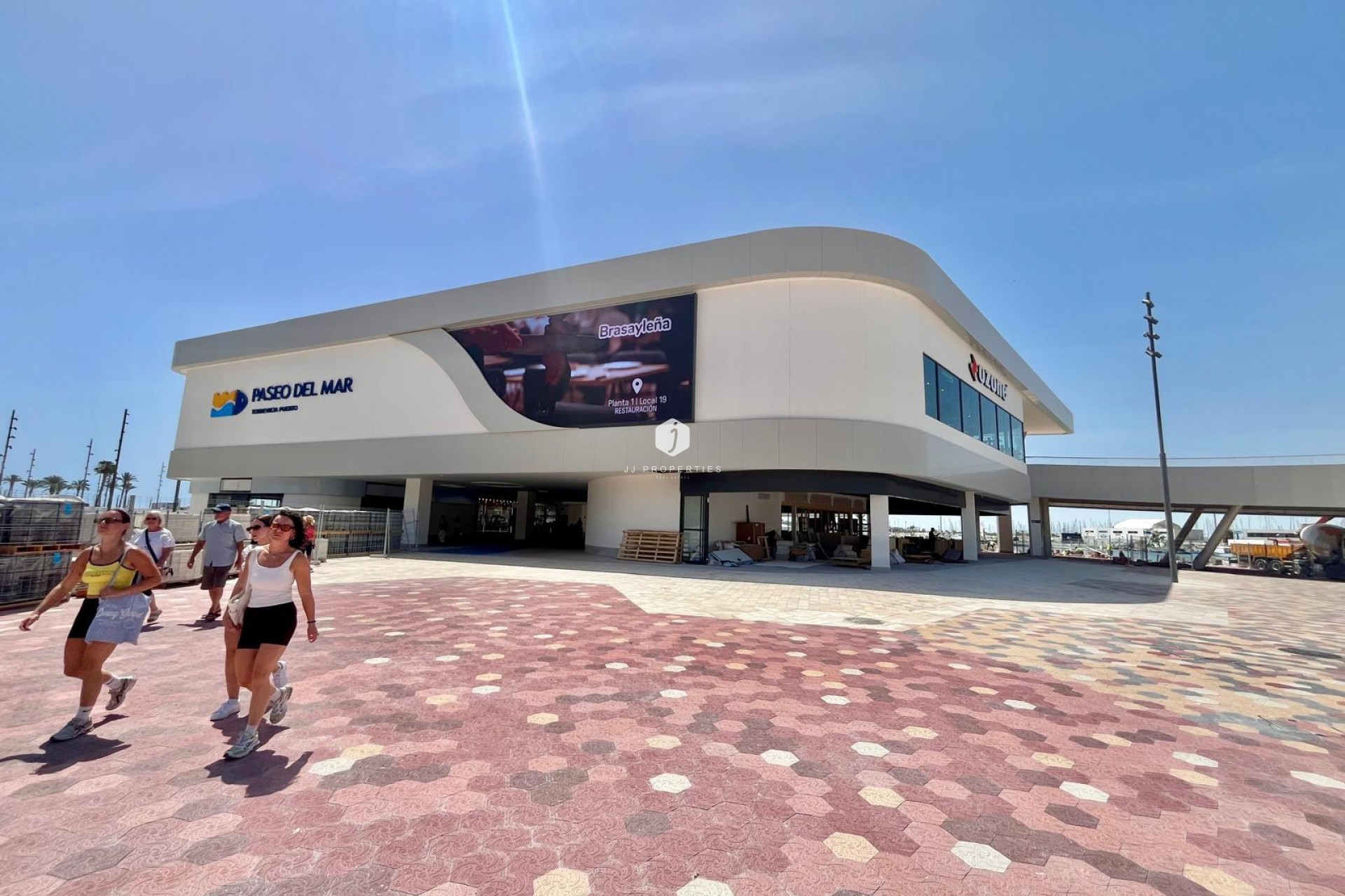 Z drugiej ręki - Mieszkanie w bloku -
Torrevieja - Centro