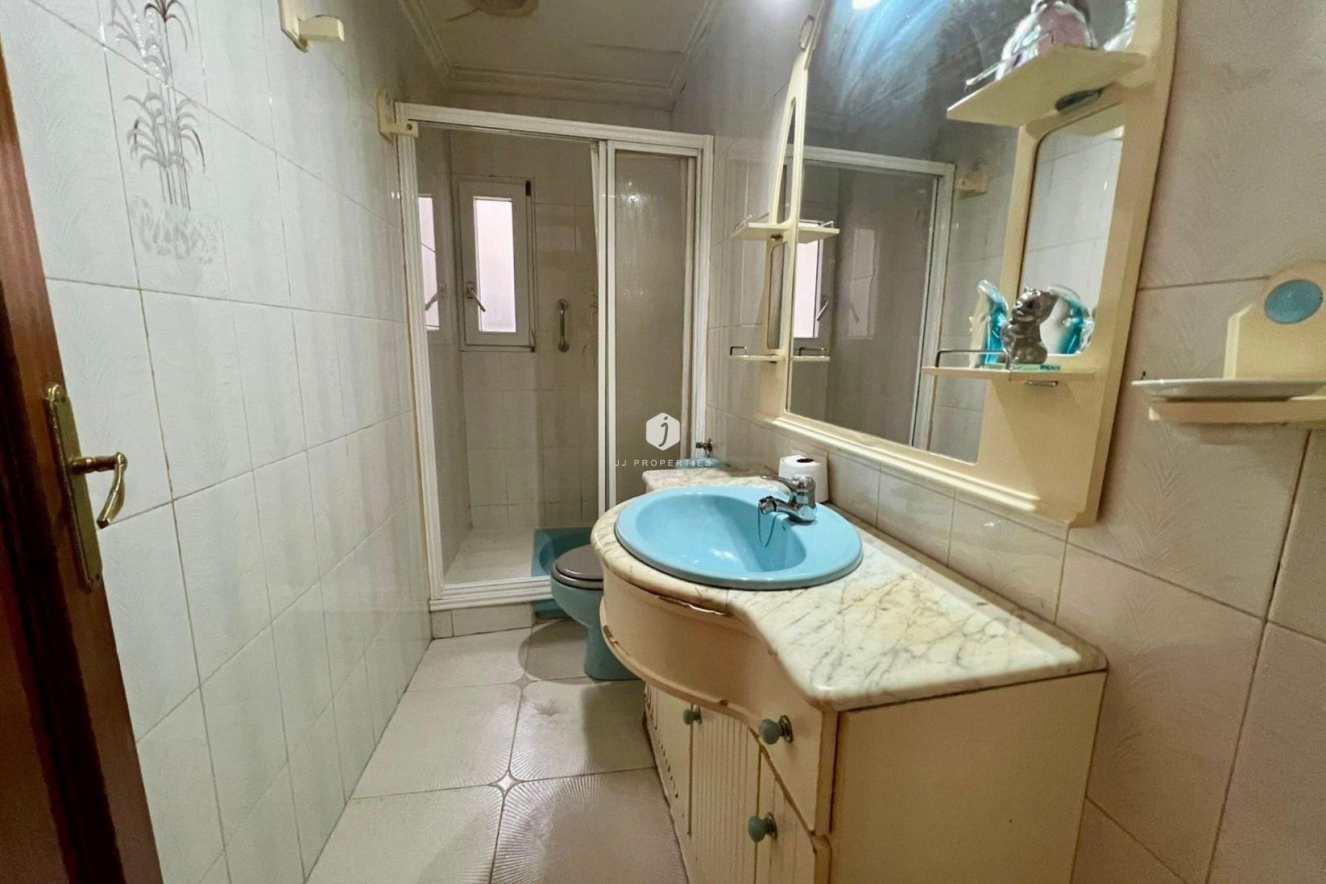 Z drugiej ręki - Mieszkanie w bloku -
Torrevieja - Centro