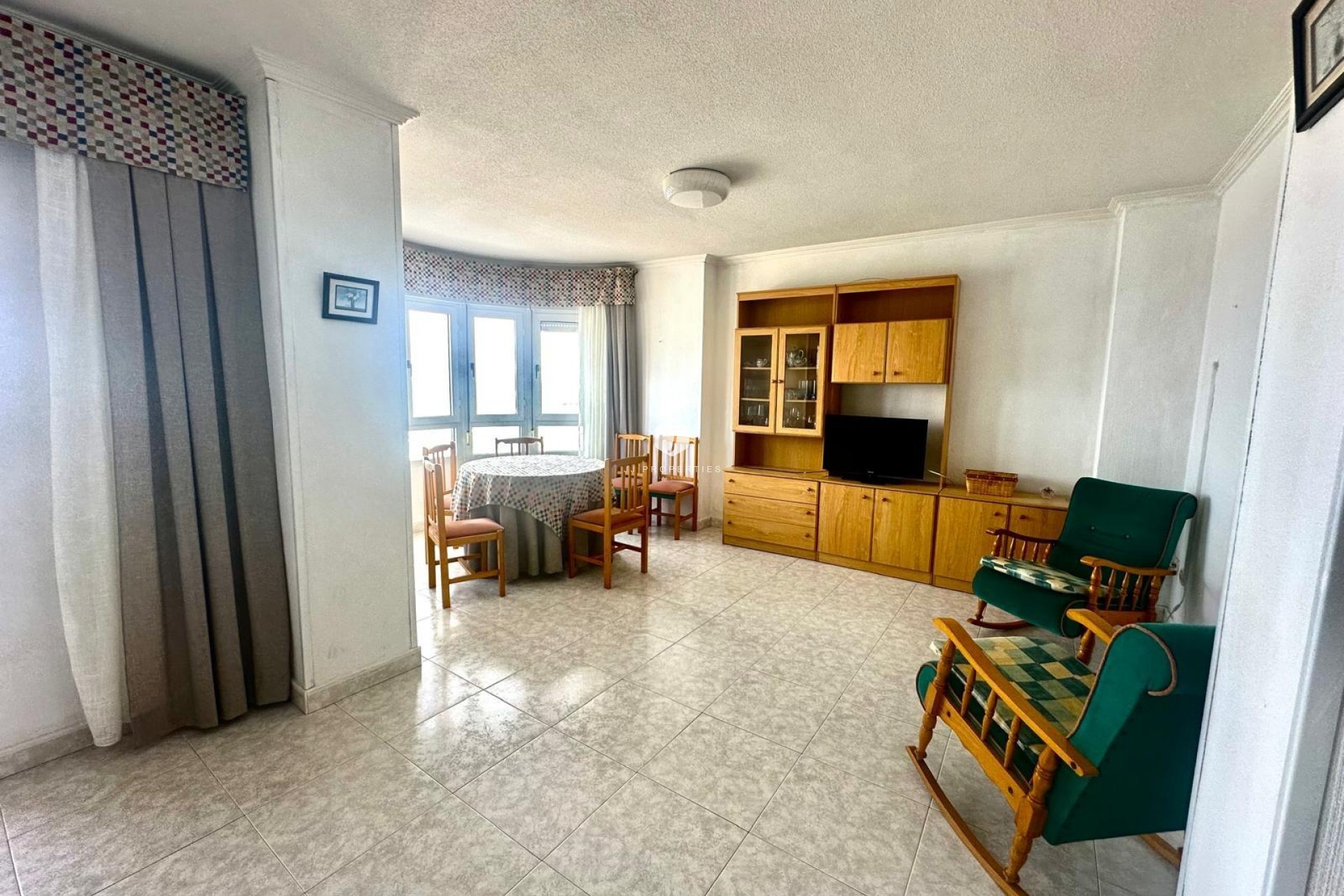 Z drugiej ręki - Mieszkanie w bloku -
Torrevieja - Centro