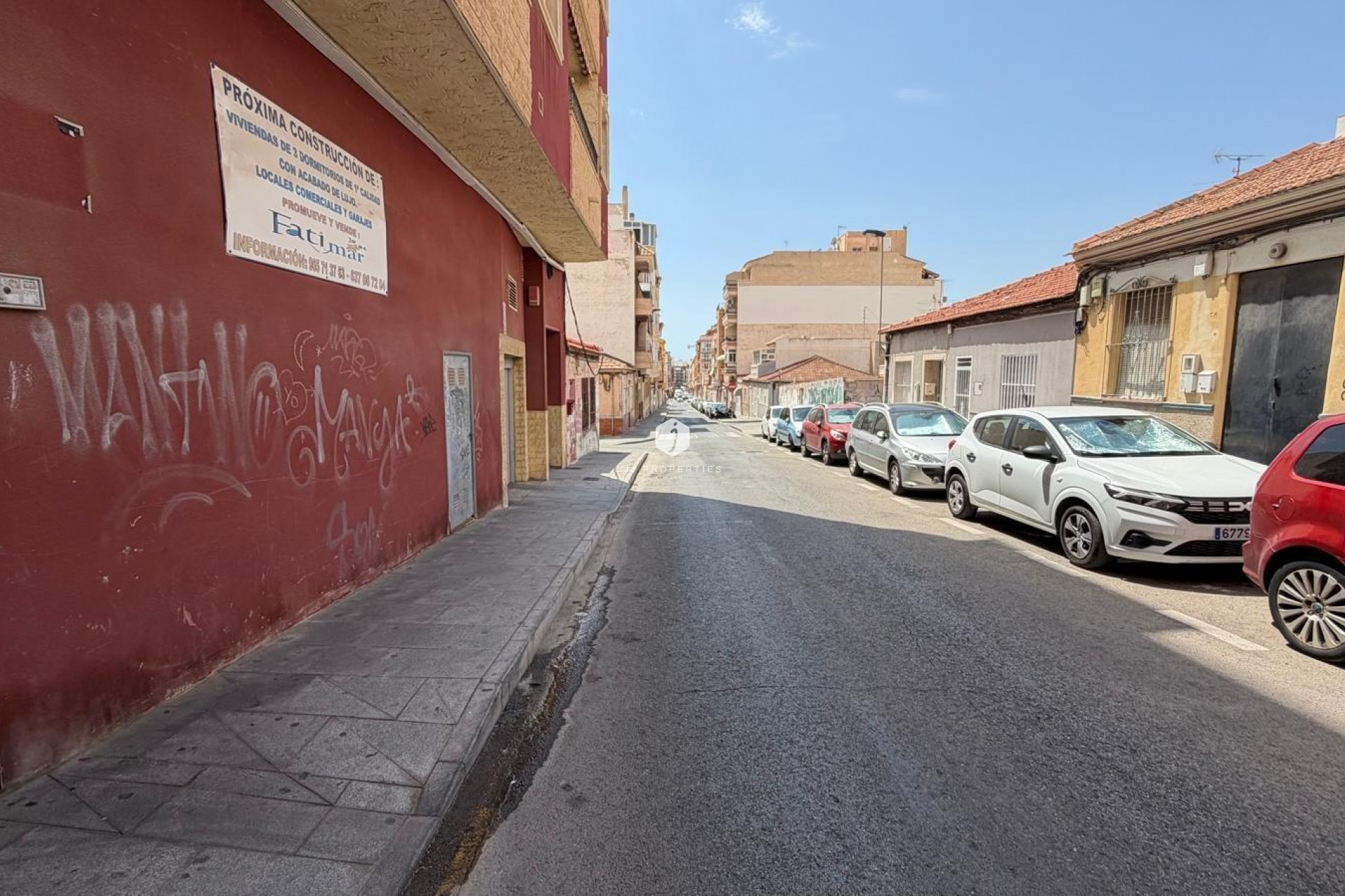 Z drugiej ręki - Mieszkanie w bloku -
Torrevieja - Centro