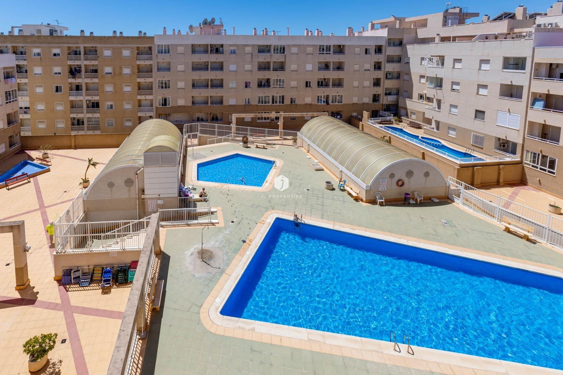 Z drugiej ręki - Mieszkanie w bloku -
Torrevieja - Centro