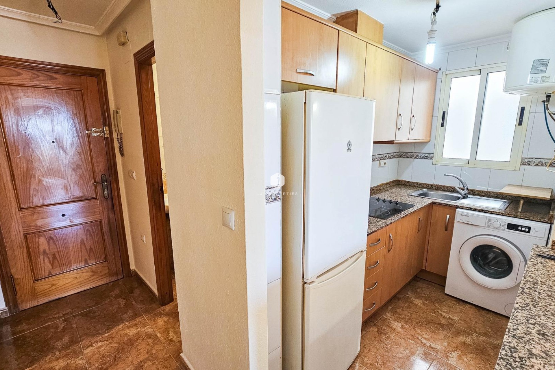 Z drugiej ręki - Mieszkanie w bloku -
Torrevieja - Centro