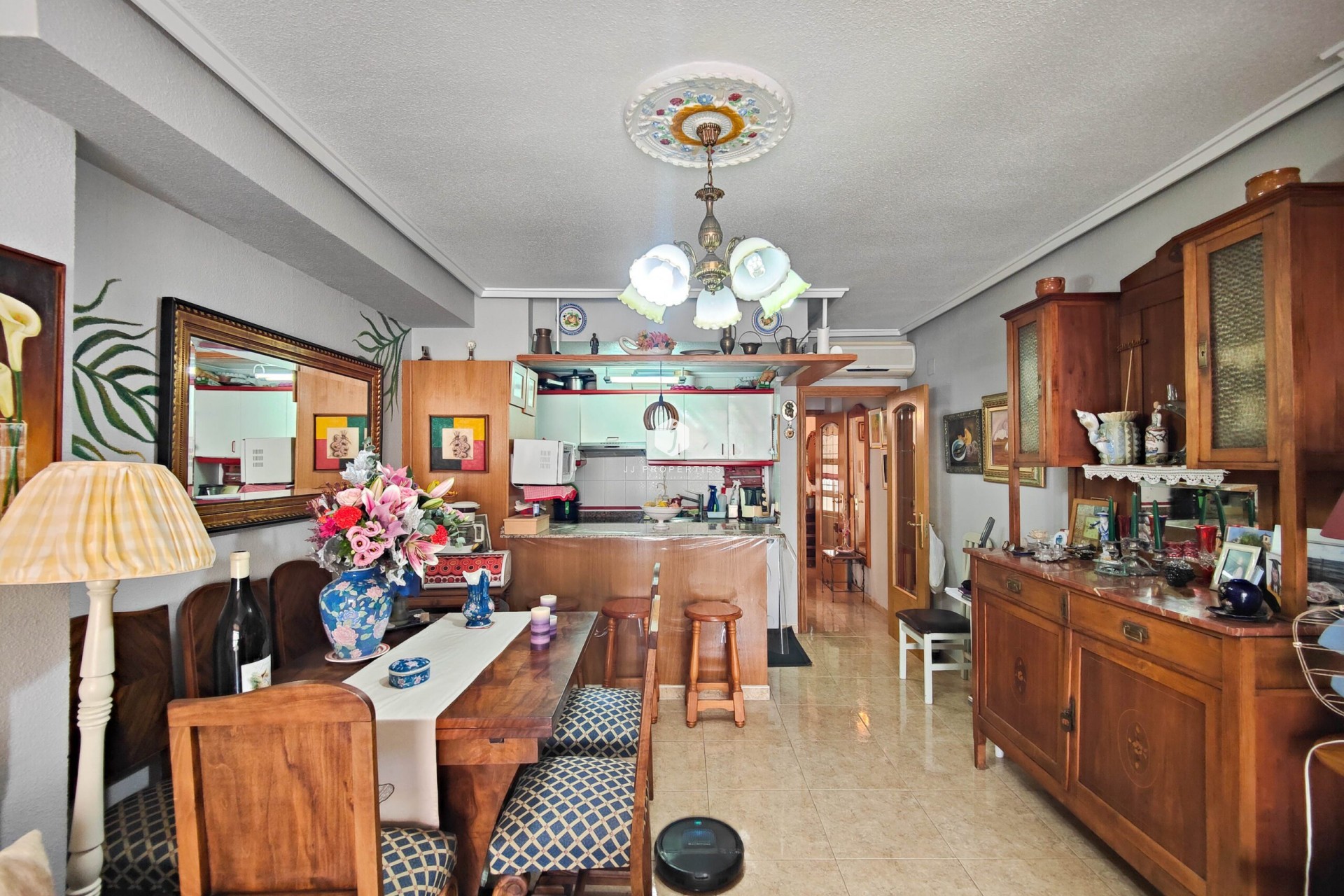 Z drugiej ręki - Mieszkanie w bloku -
Torrevieja - Costa Blanca