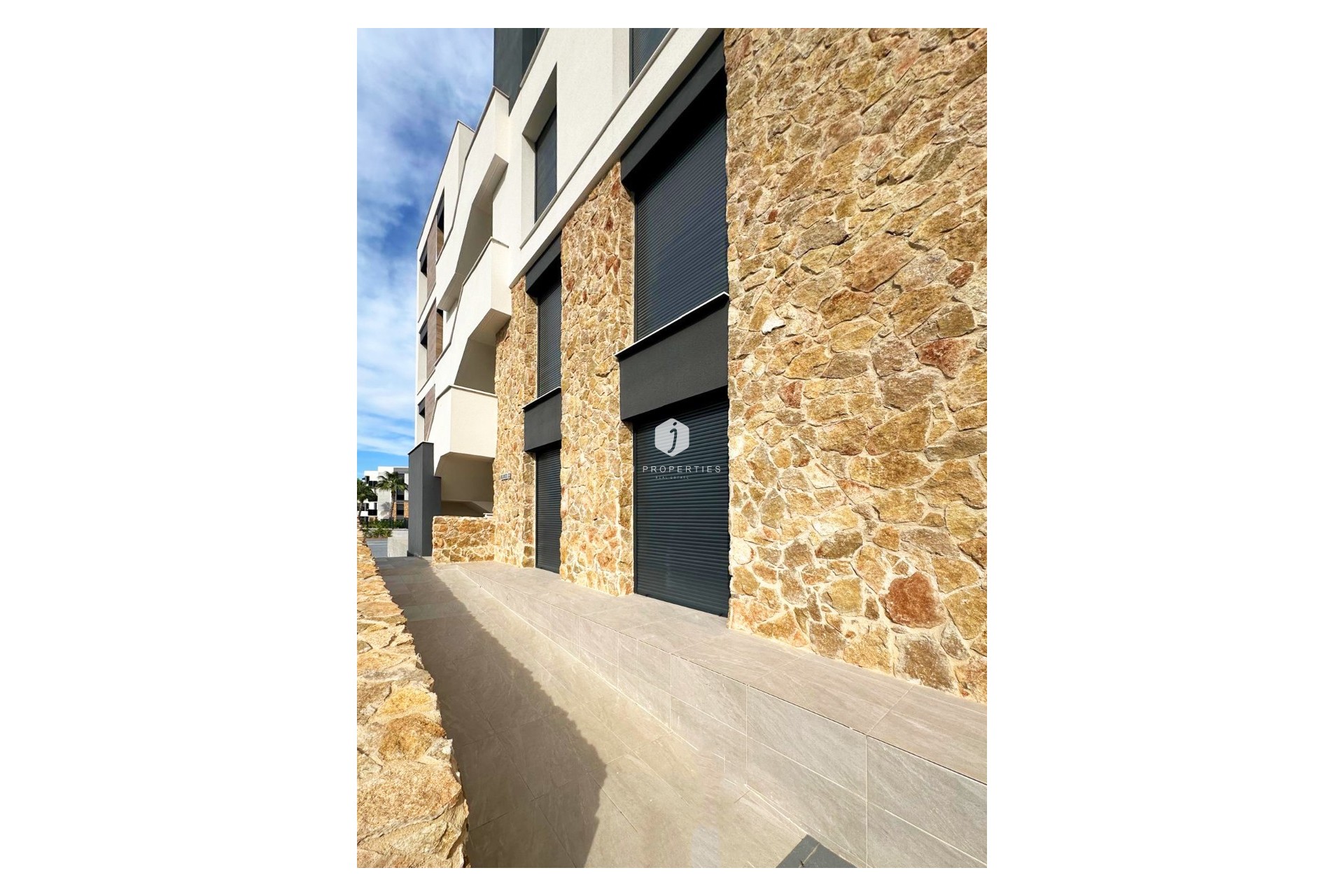 Z drugiej ręki - Mieszkanie w bloku -
Torrevieja - Costa Blanca