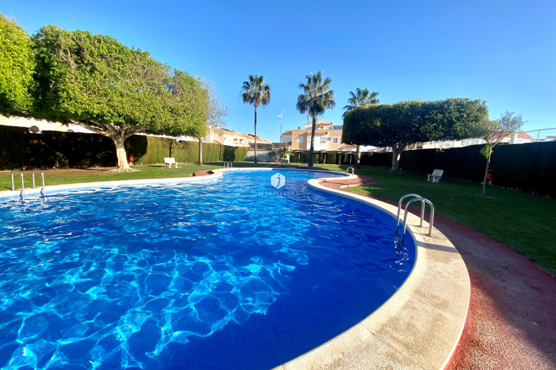 Z drugiej ręki - Mieszkanie w bloku -
Torrevieja - Costa Blanca