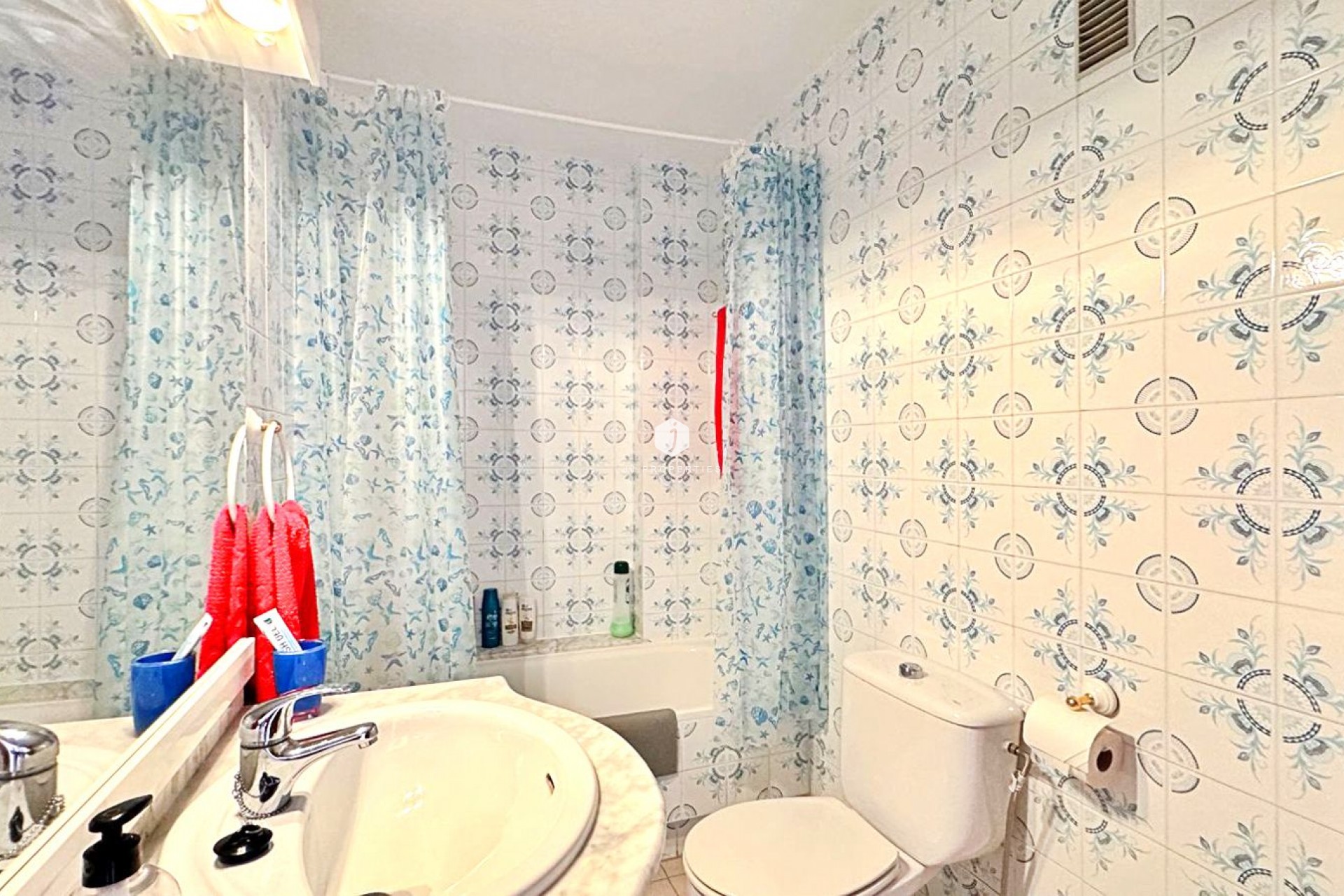 Z drugiej ręki - Mieszkanie w bloku -
Torrevieja - Costa Blanca