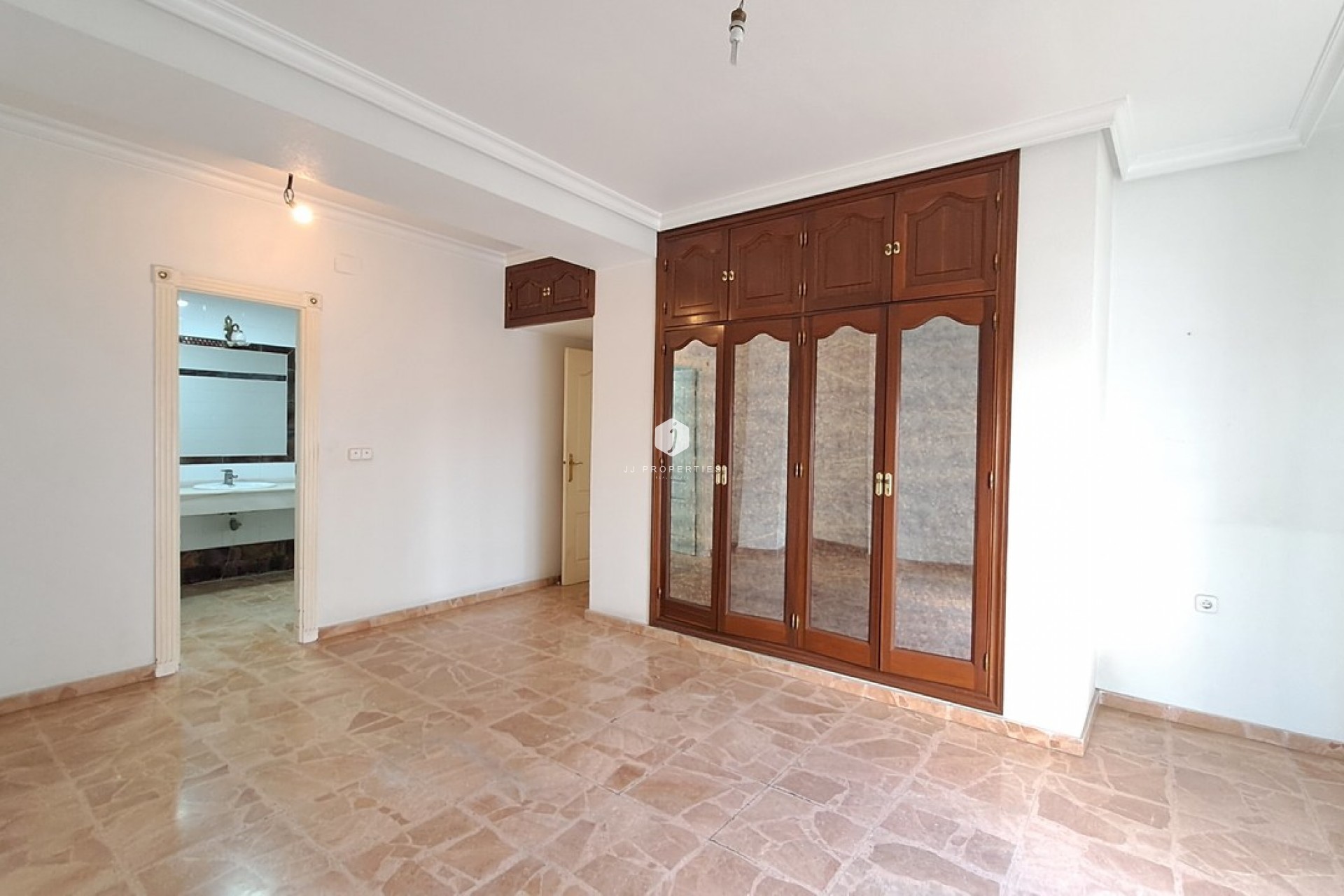 Z drugiej ręki - Mieszkanie w bloku -
Torrevieja - Costa Blanca