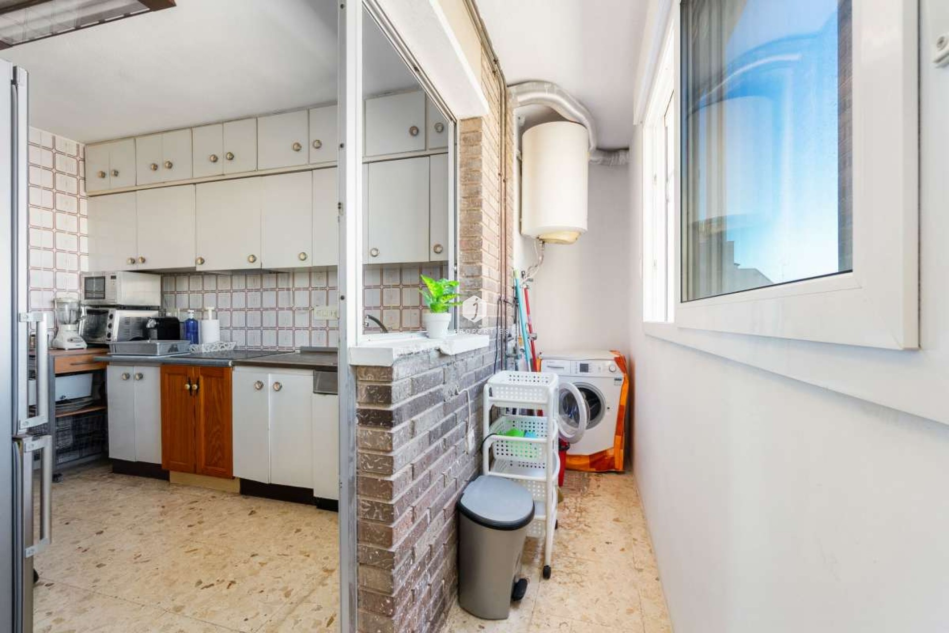 Z drugiej ręki - Mieszkanie w bloku -
Torrevieja - Costa Blanca