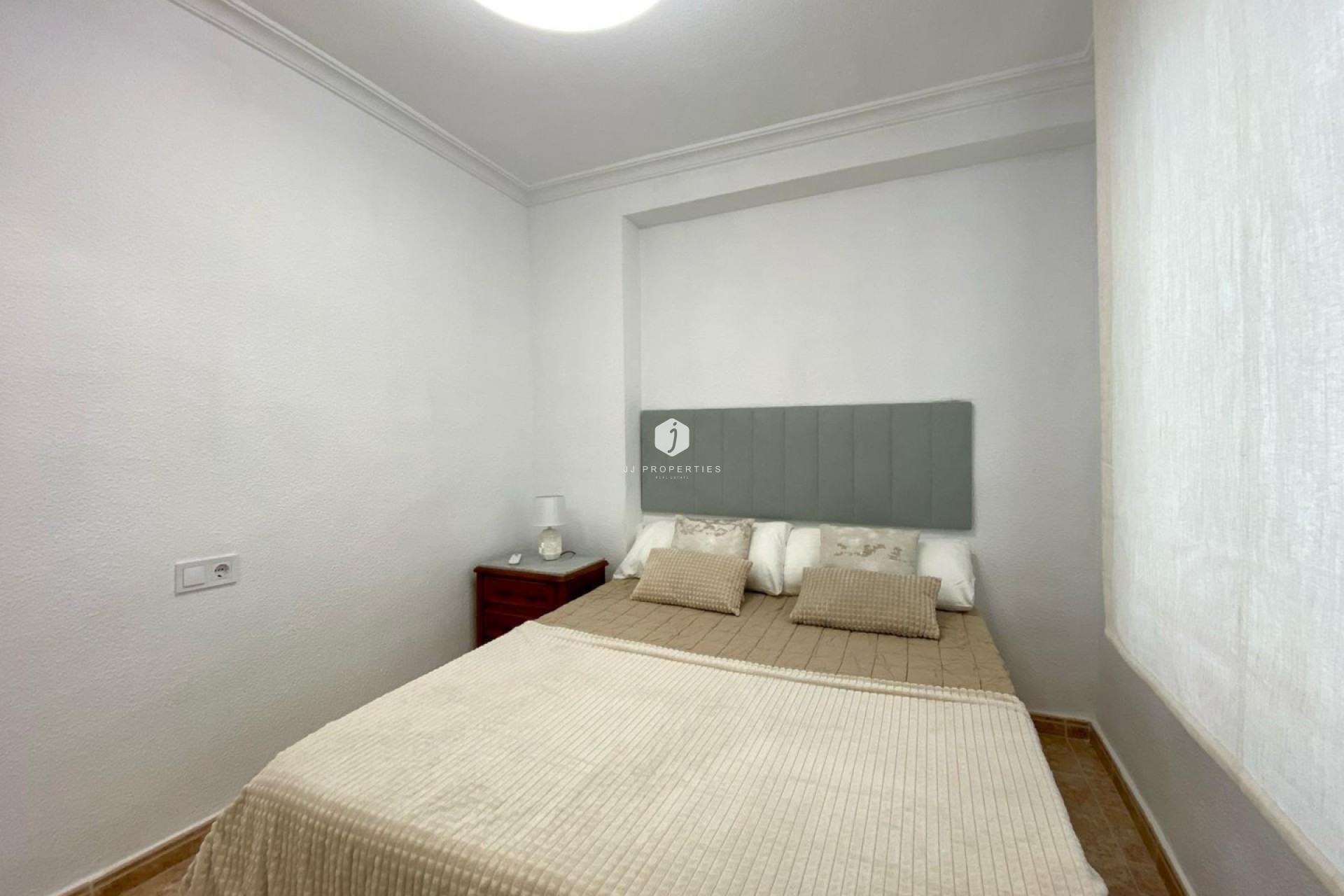 Z drugiej ręki - Mieszkanie w bloku -
Torrevieja - Costa Blanca