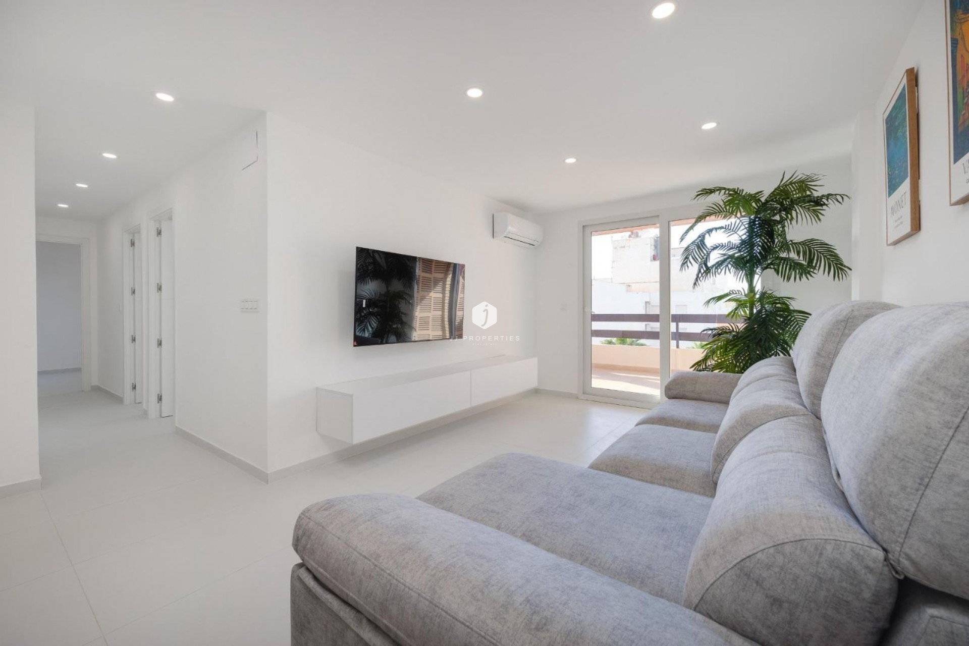 Z drugiej ręki - Mieszkanie w bloku -
Torrevieja - Costa Blanca