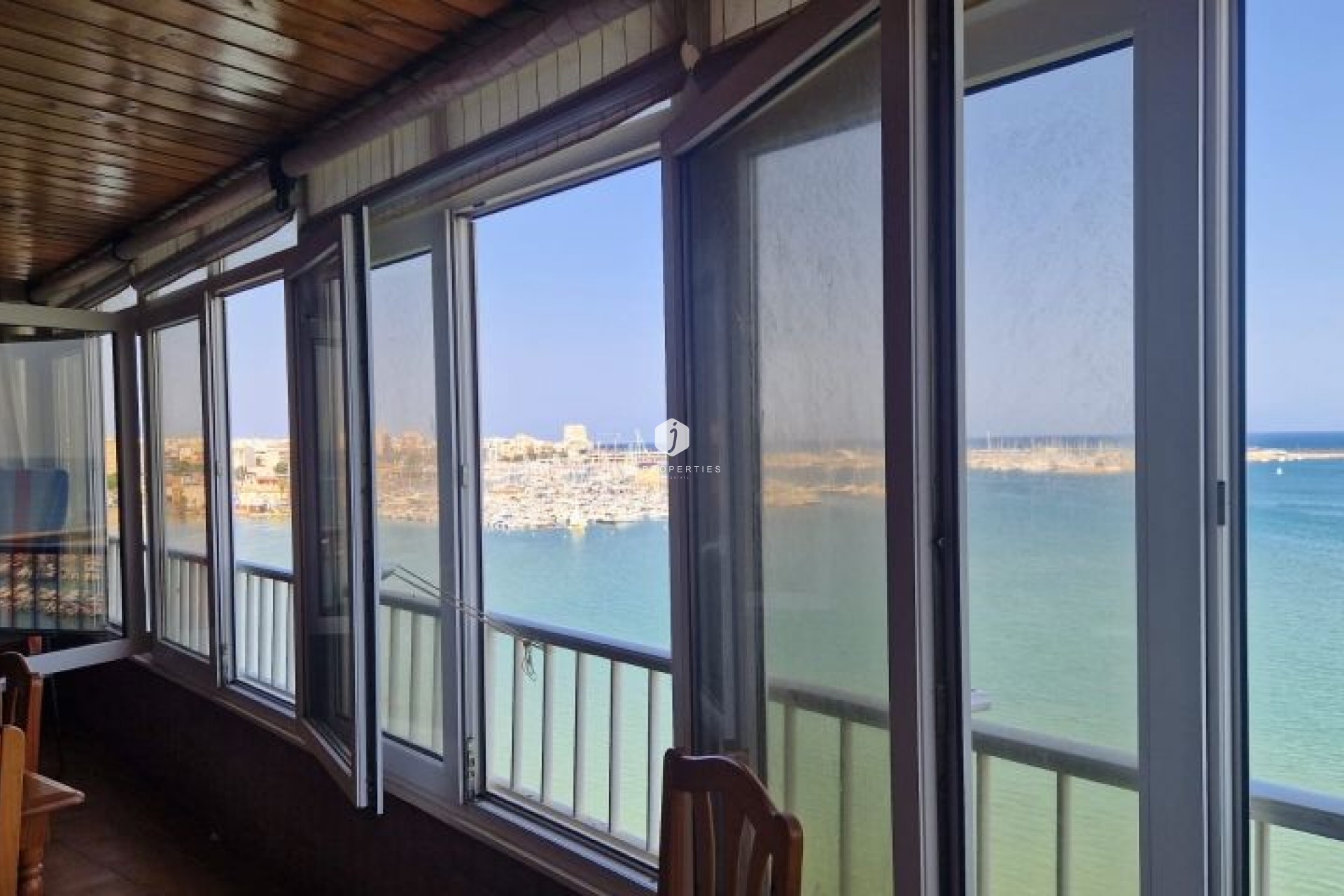 Z drugiej ręki - Mieszkanie w bloku -
Torrevieja - Costa Blanca