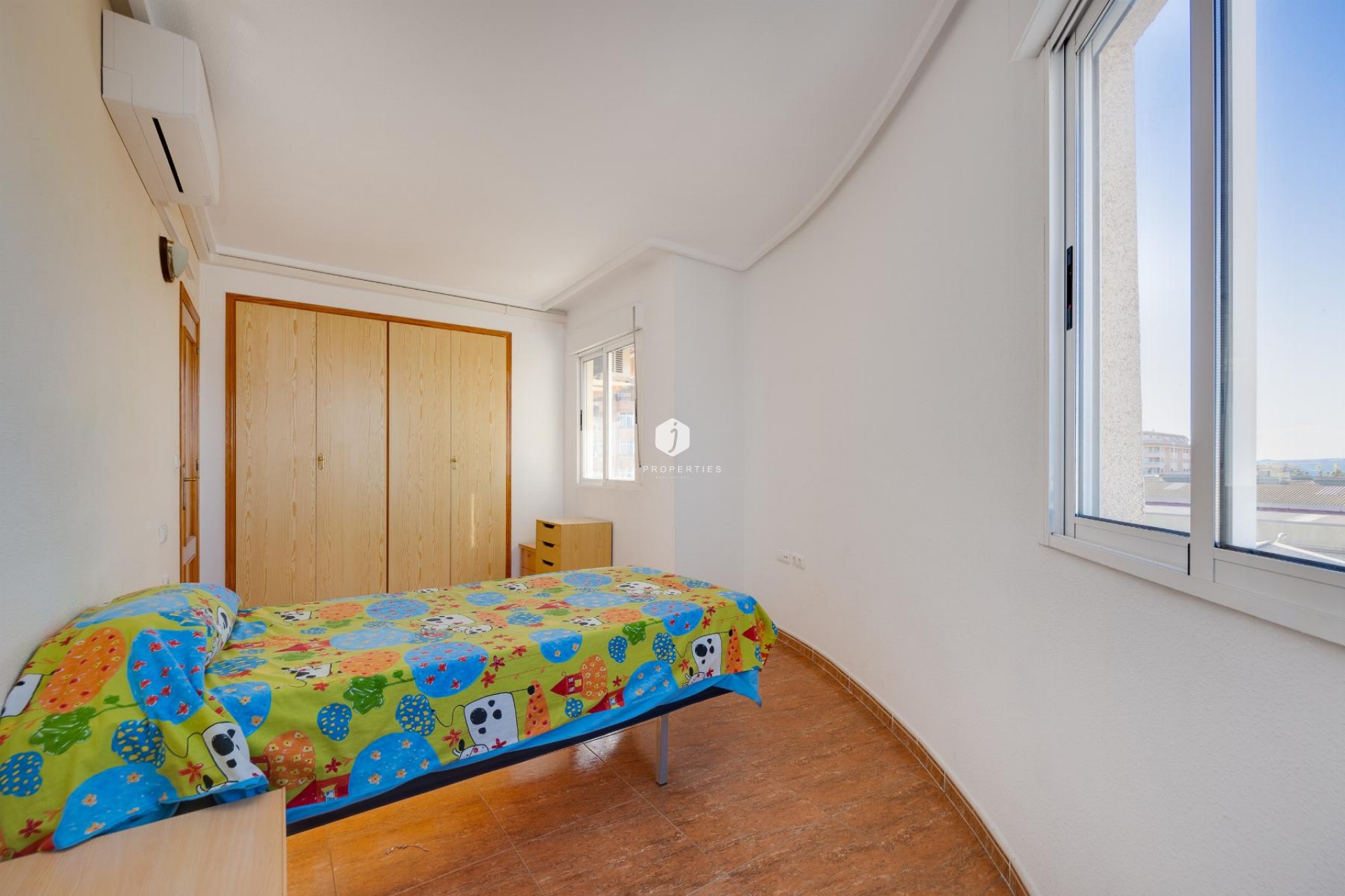 Z drugiej ręki - Mieszkanie w bloku -
Torrevieja - Costa Blanca