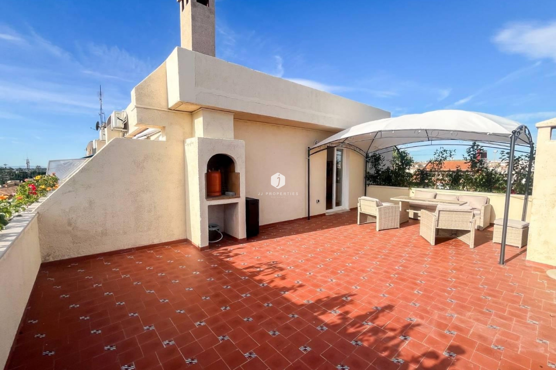 Z drugiej ręki - Mieszkanie w bloku -
Torrevieja - Costa Blanca