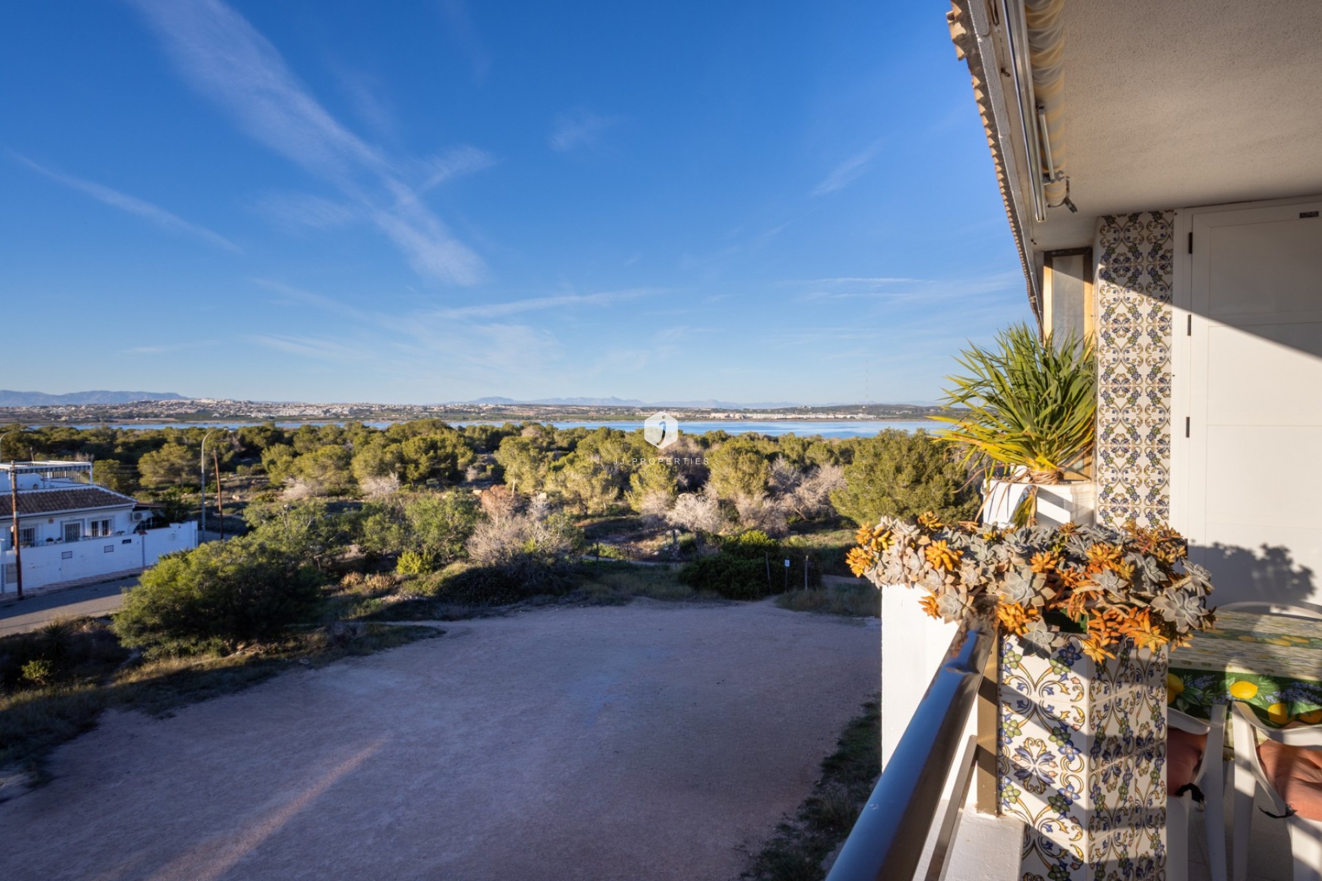 Z drugiej ręki - Mieszkanie w bloku -
Torrevieja - Costa Blanca