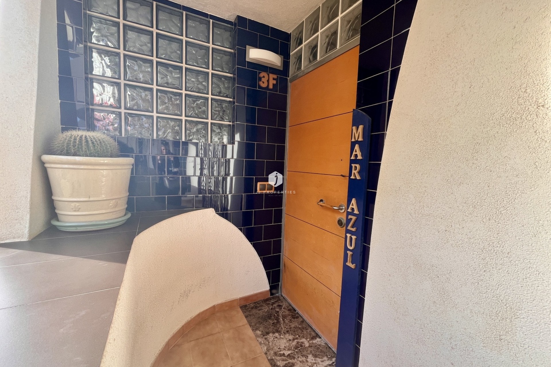 Z drugiej ręki - Mieszkanie w bloku -
Torrevieja - Costa Blanca