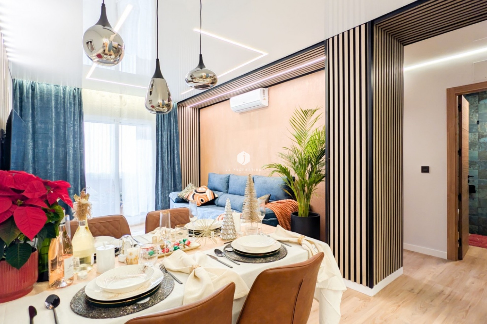 Z drugiej ręki - Mieszkanie w bloku -
Torrevieja - Costa Blanca