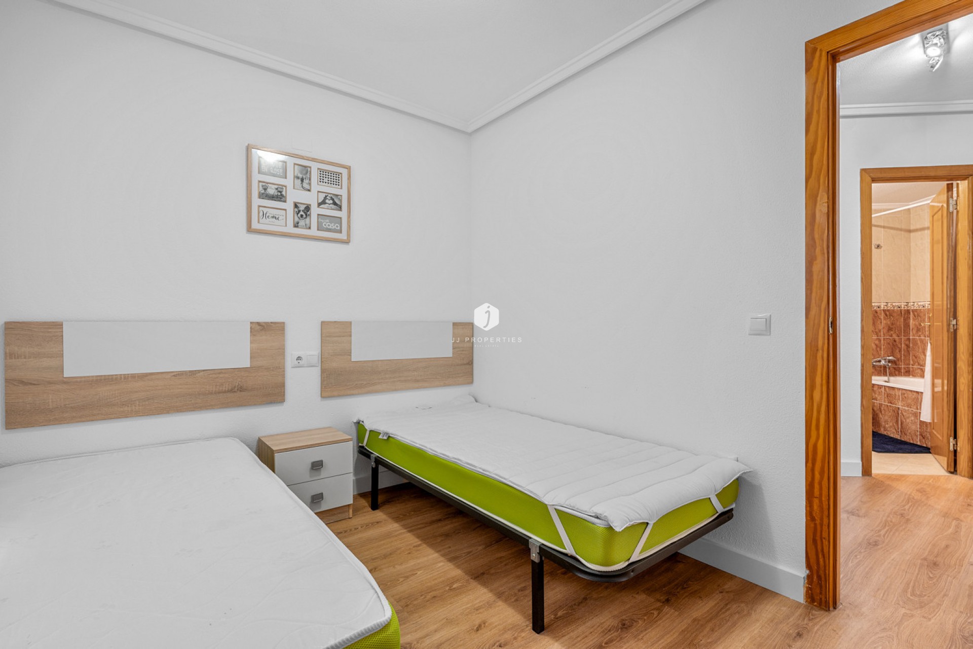 Z drugiej ręki - Mieszkanie w bloku -
Torrevieja - Costa Blanca