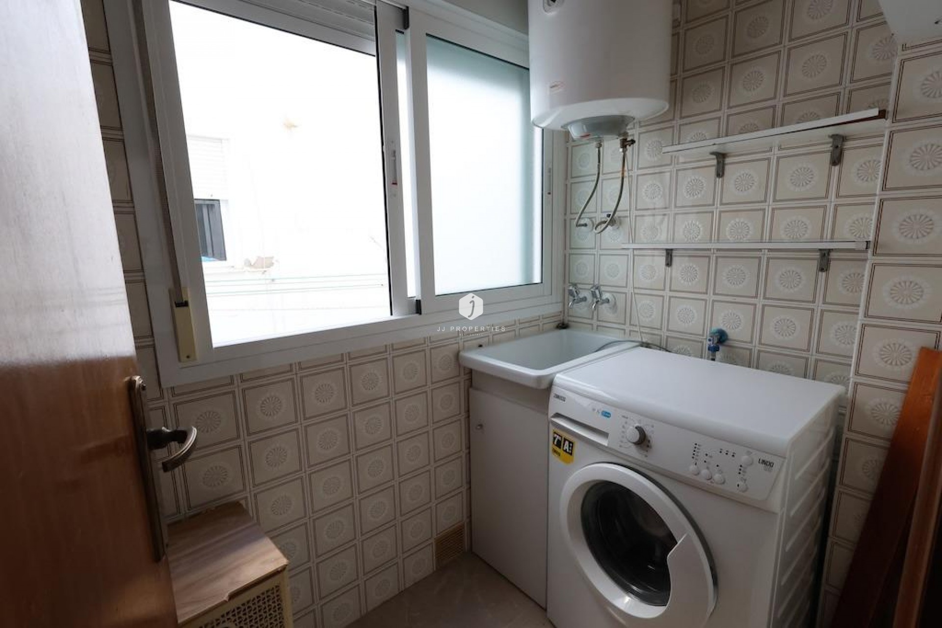 Z drugiej ręki - Mieszkanie w bloku -
Torrevieja - Costa Blanca