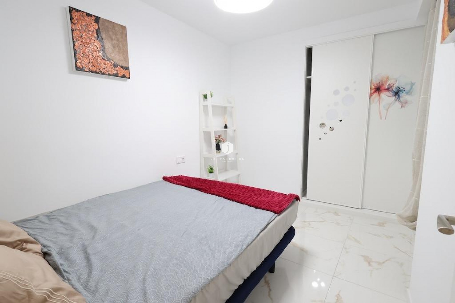 Z drugiej ręki - Mieszkanie w bloku -
Torrevieja - Costa Blanca