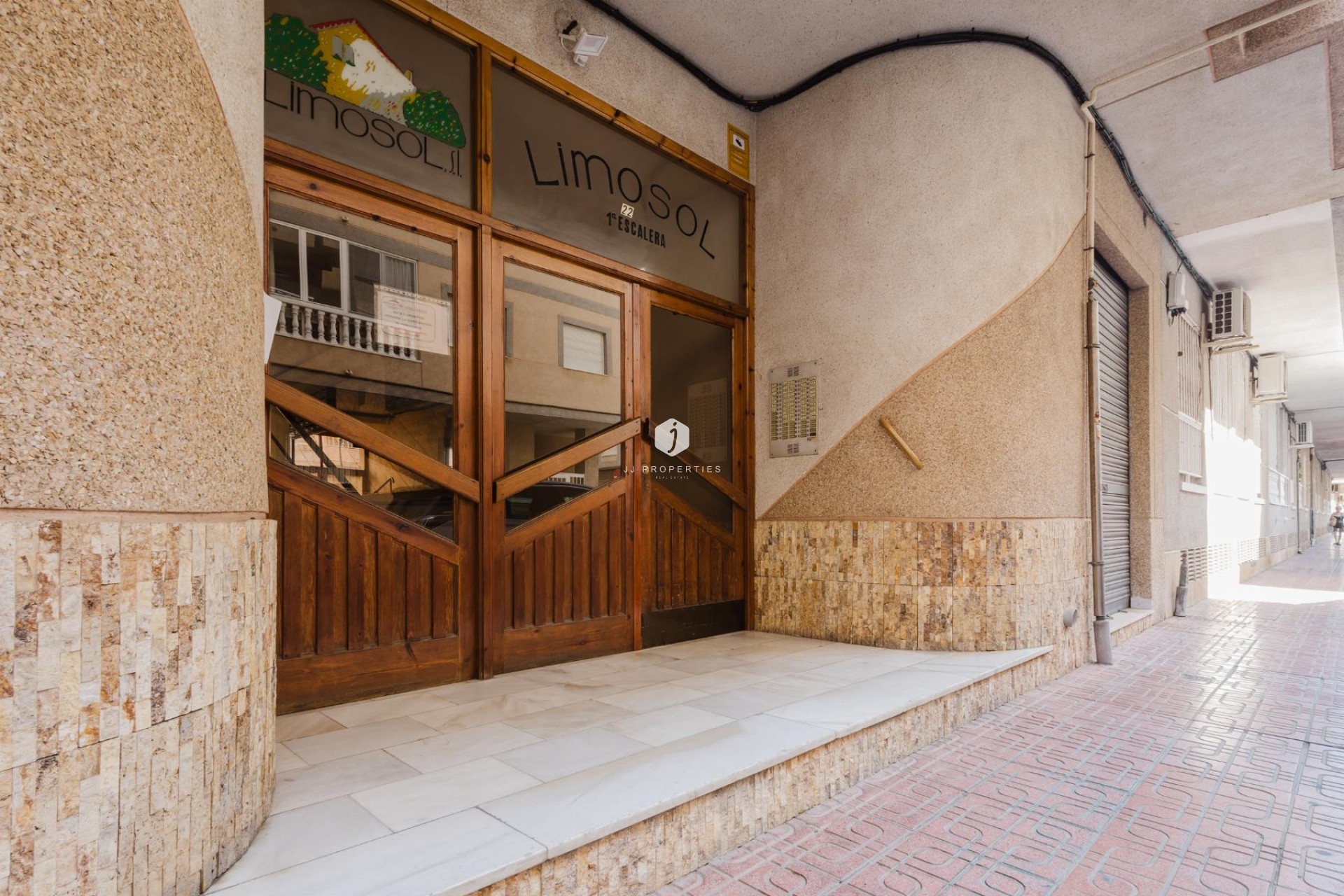 Z drugiej ręki - Mieszkanie w bloku -
Torrevieja - Costa Blanca