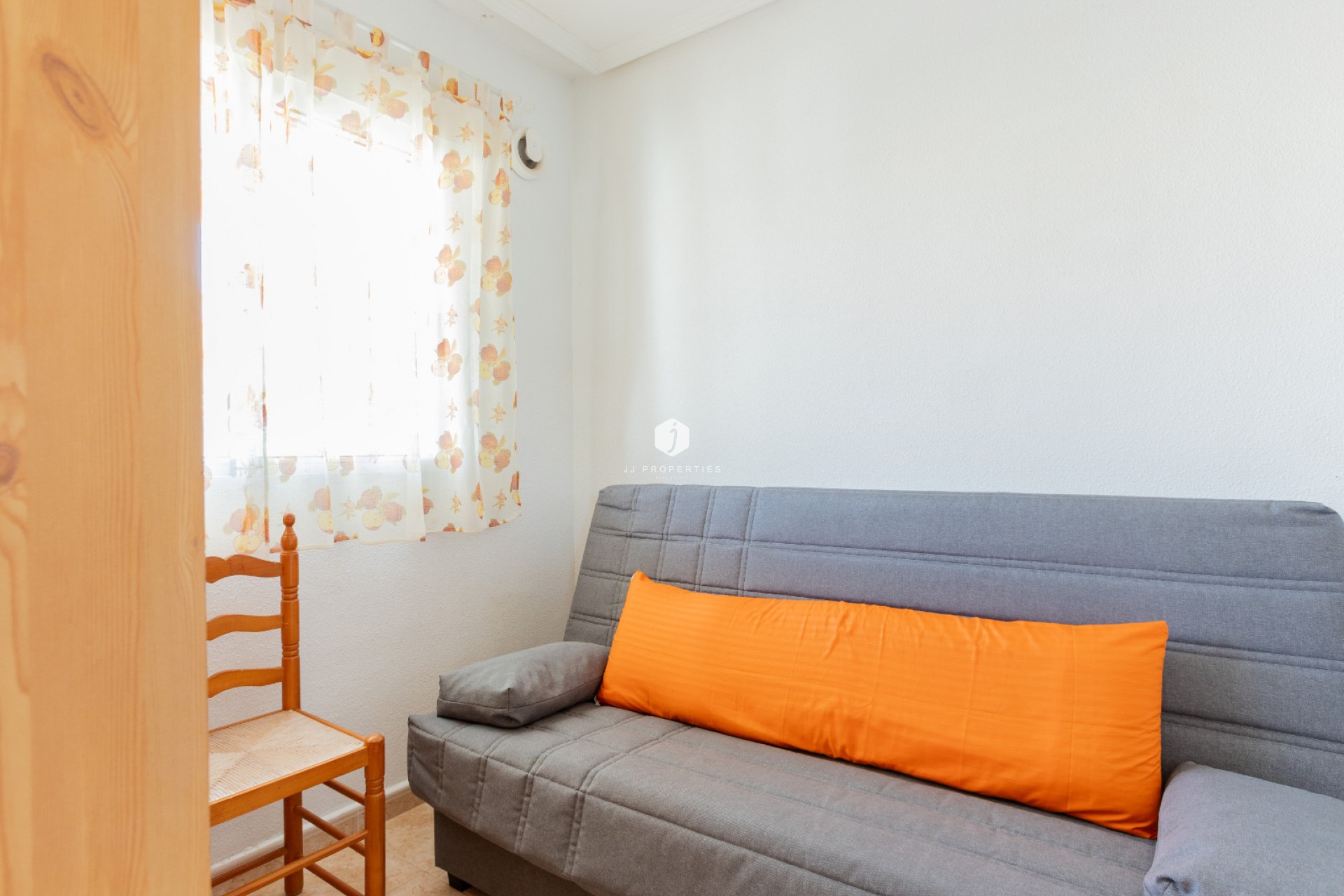 Z drugiej ręki - Mieszkanie w bloku -
Torrevieja - Costa Blanca