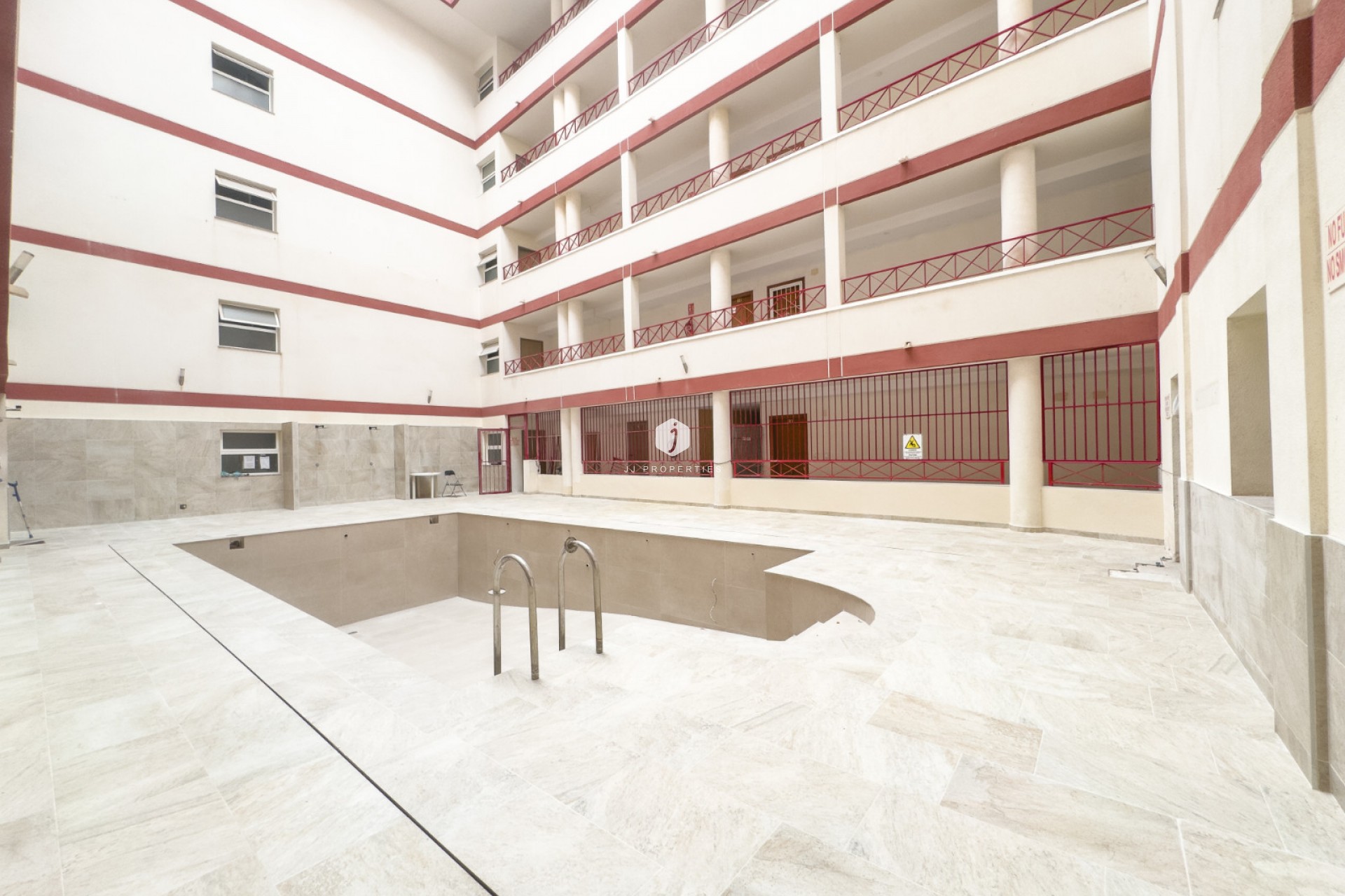 Z drugiej ręki - Mieszkanie w bloku -
Torrevieja - Costa Blanca