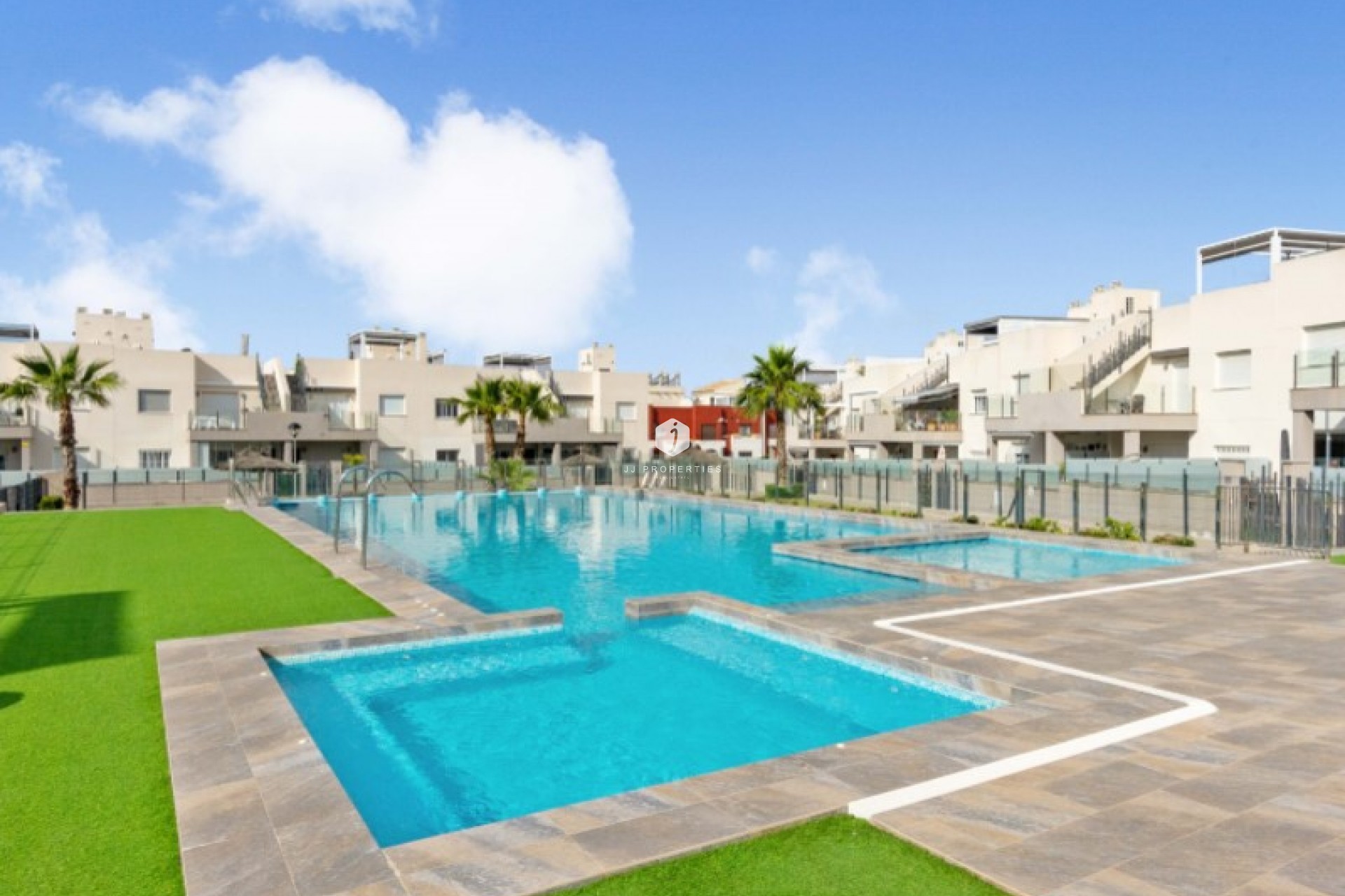 Z drugiej ręki - Mieszkanie w bloku -
Torrevieja - Costa Blanca