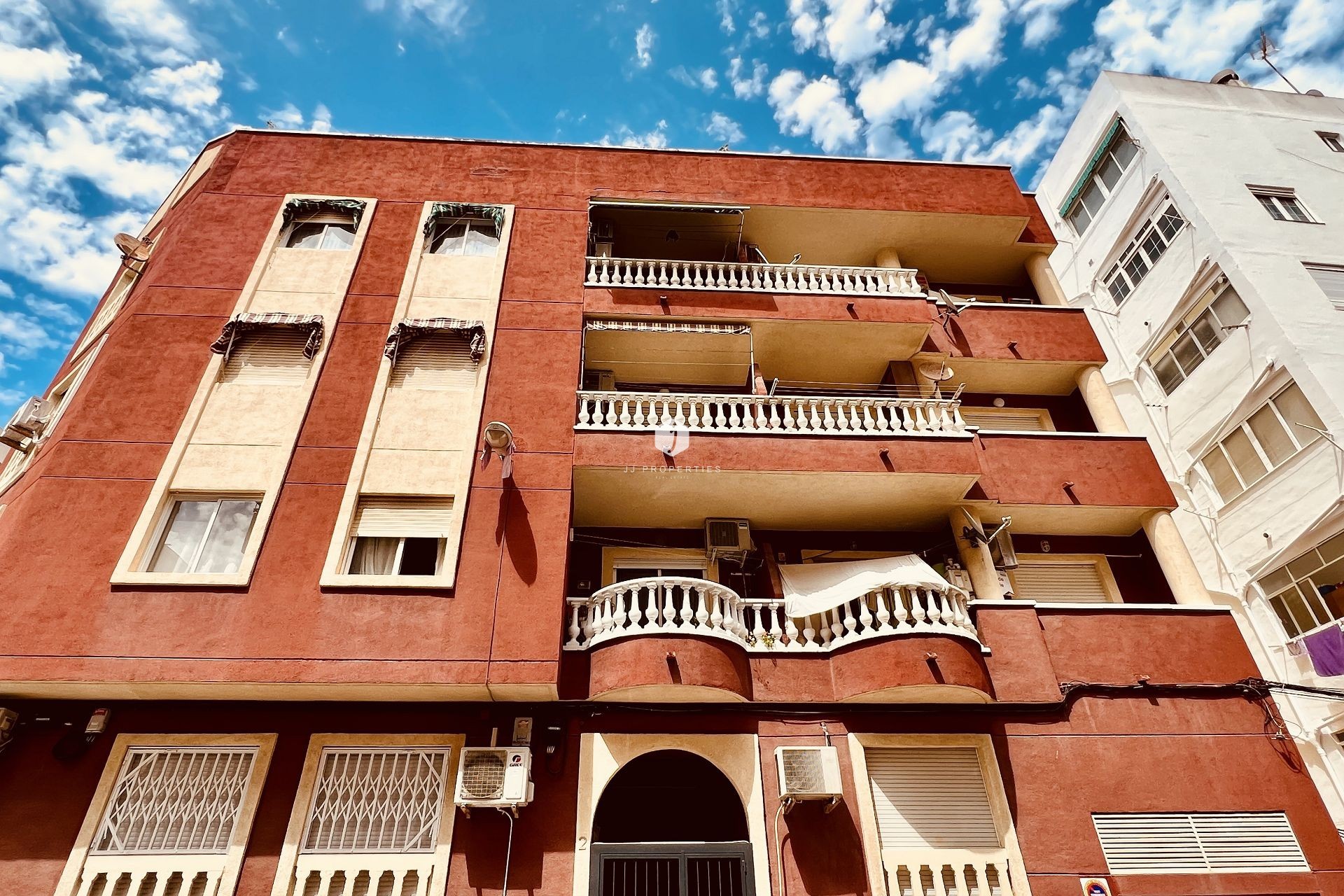 Z drugiej ręki - Mieszkanie w bloku -
Torrevieja - Costa Blanca