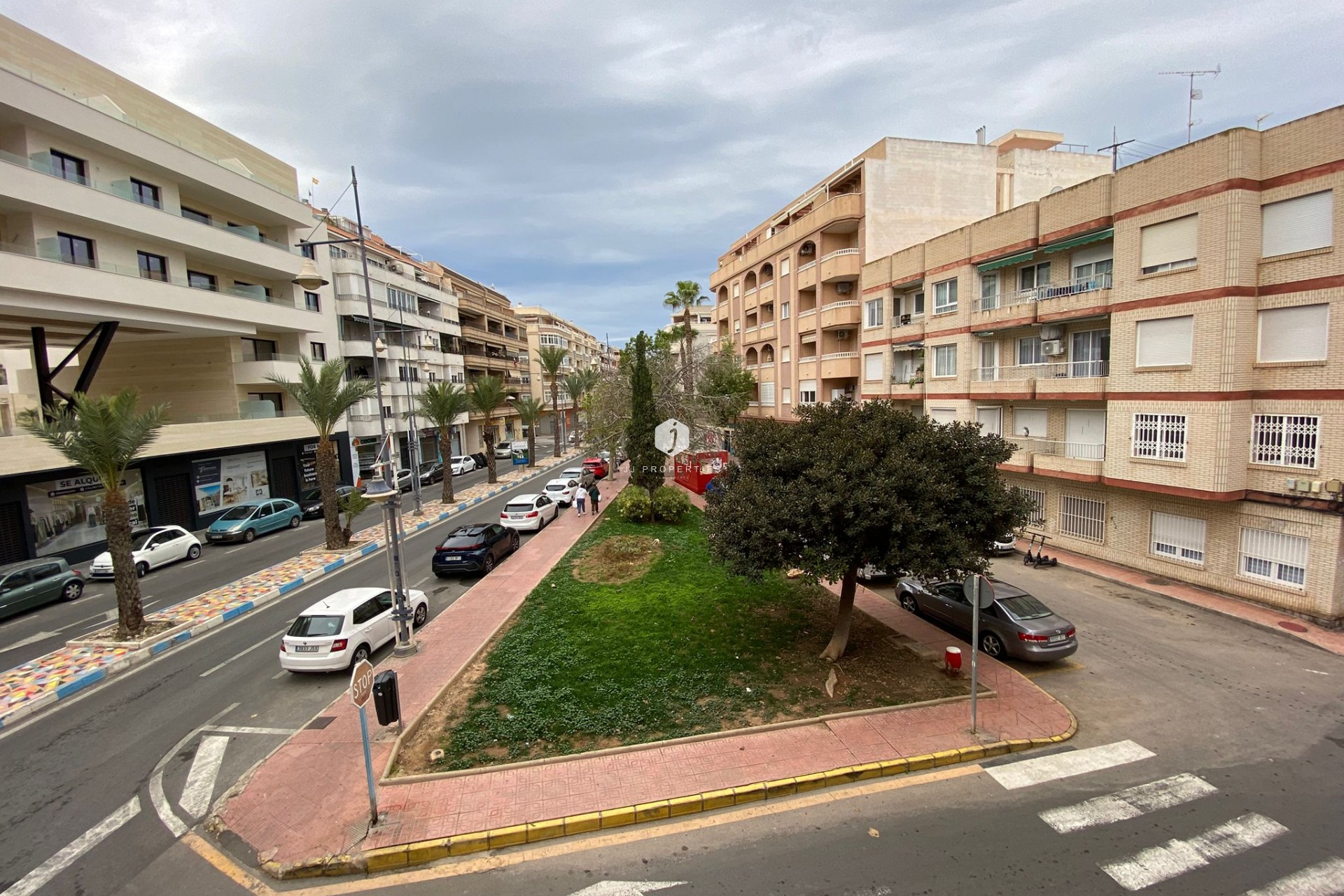 Z drugiej ręki - Mieszkanie w bloku -
Torrevieja - Costa Blanca