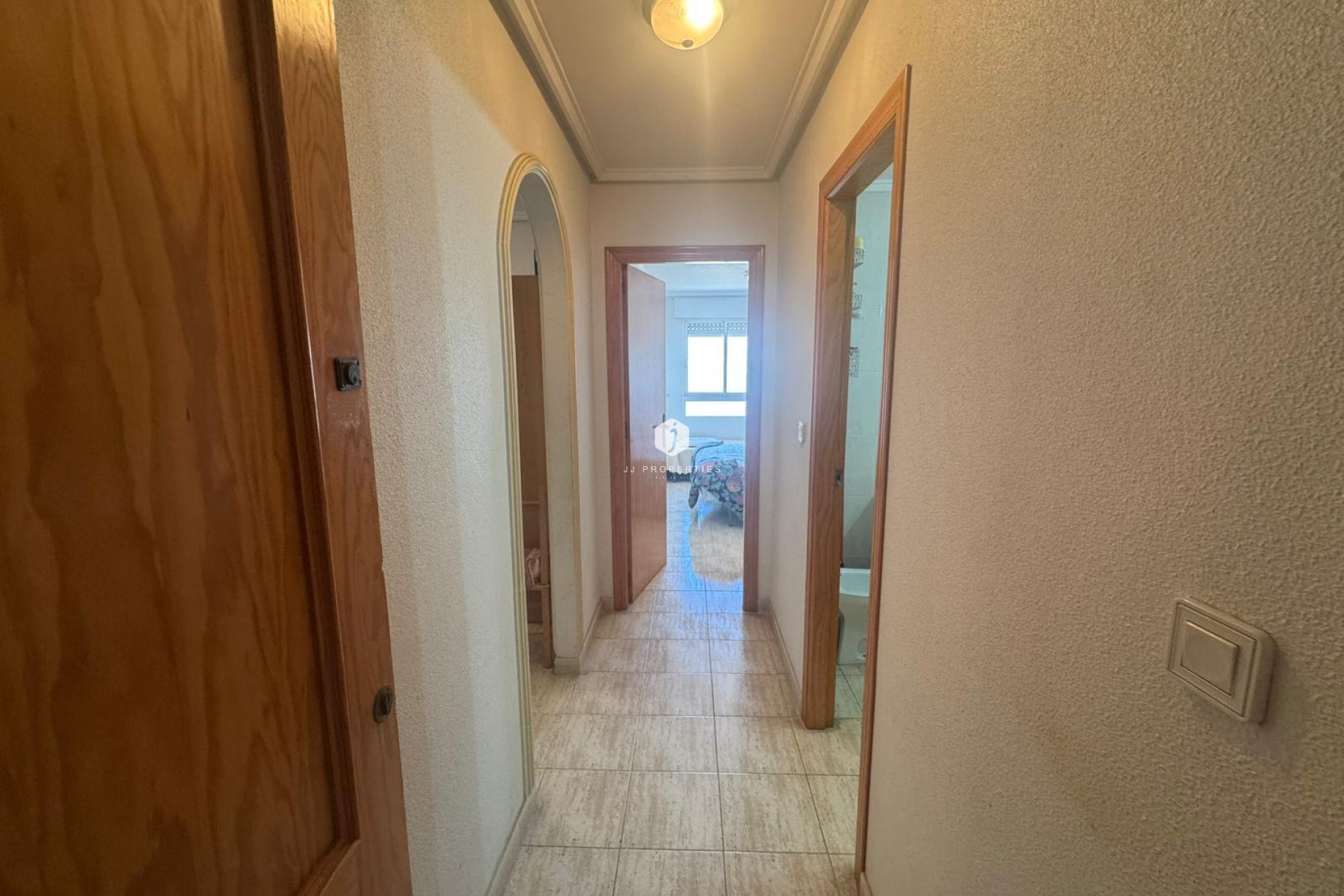 Z drugiej ręki - Mieszkanie w bloku -
Torrevieja - Costa Blanca