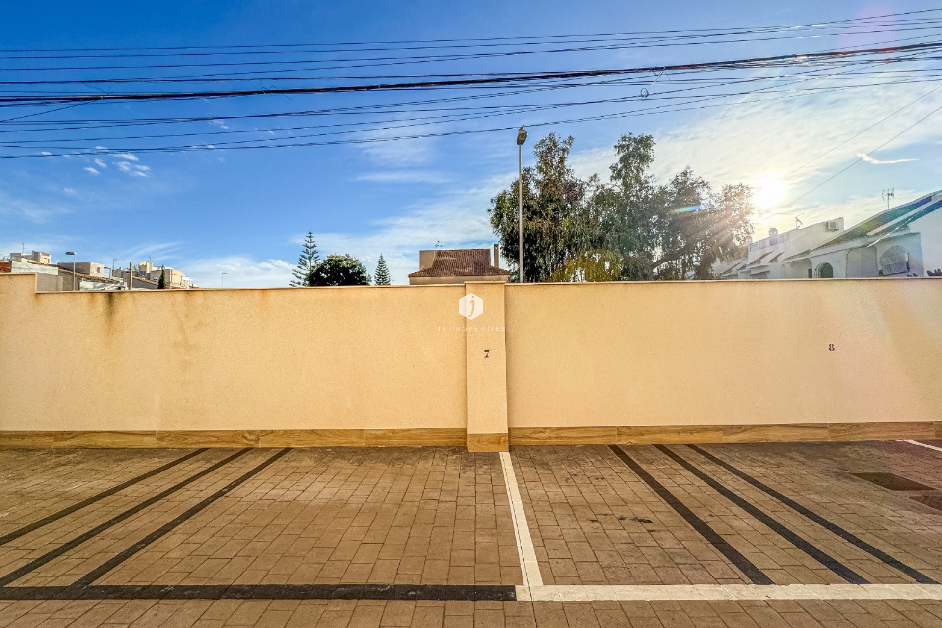 Z drugiej ręki - Mieszkanie w bloku -
Torrevieja - Costa Blanca