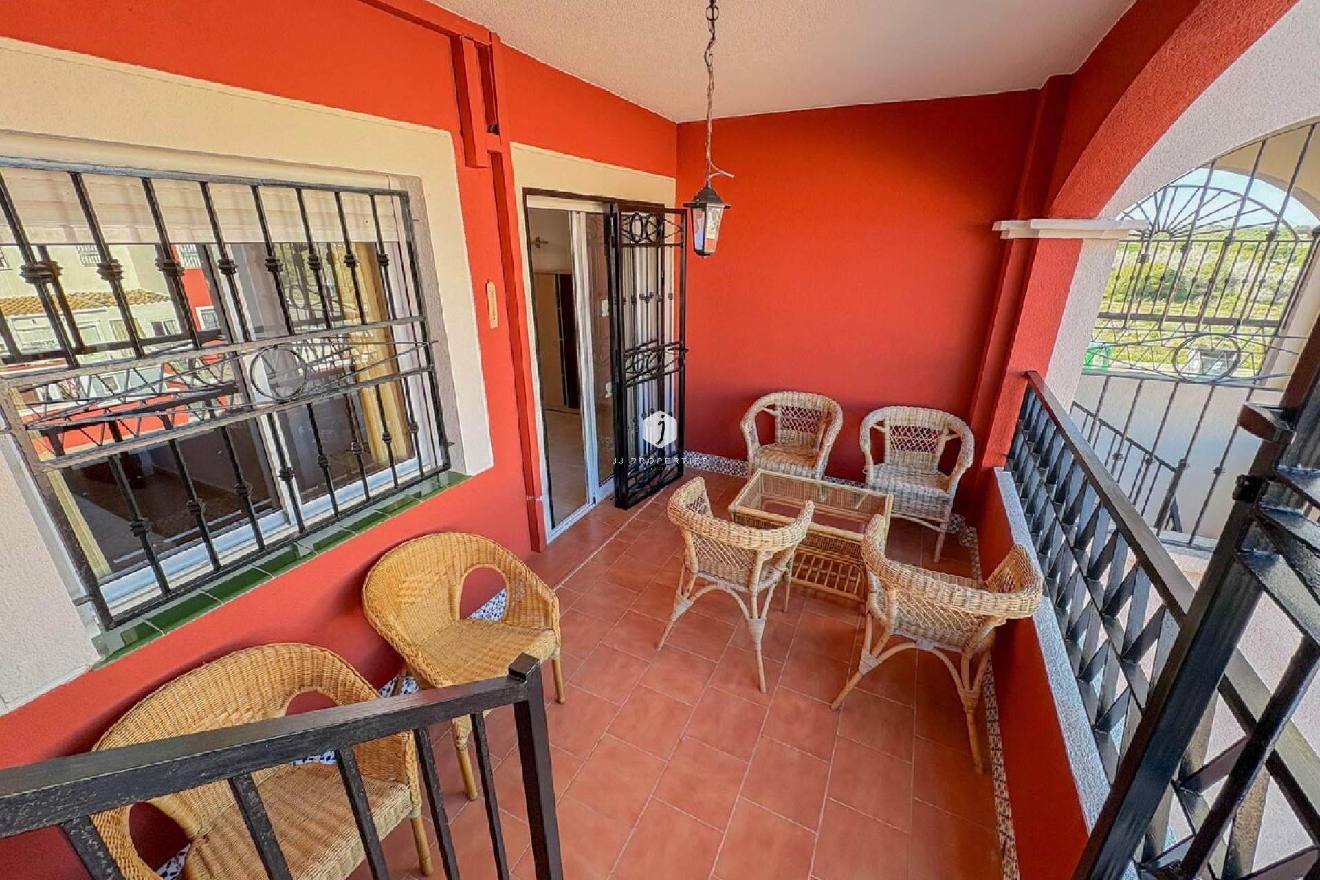 Z drugiej ręki - Mieszkanie w bloku -
Torrevieja - Costa Blanca