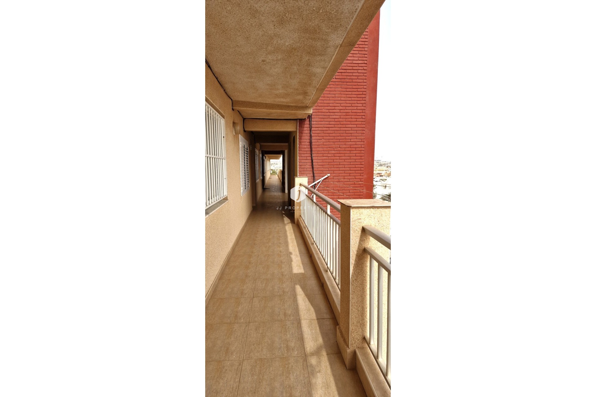 Z drugiej ręki - Mieszkanie w bloku -
Torrevieja - Costa Blanca